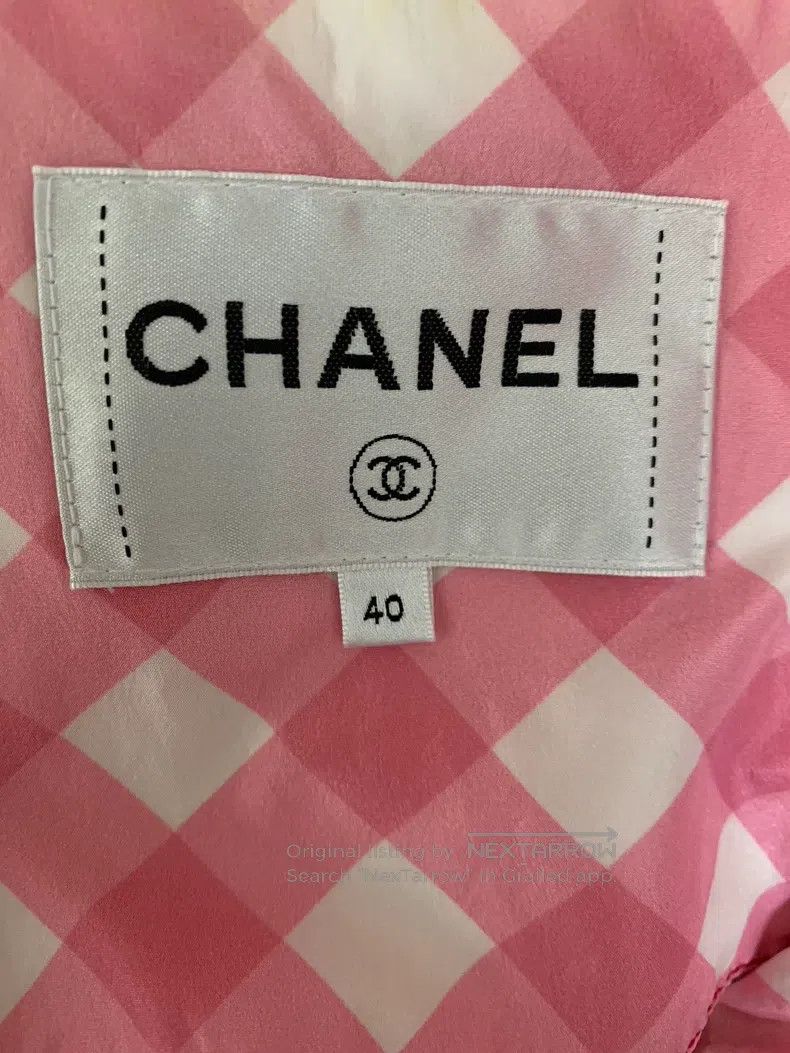 Chanel Chanel 23C pink and white plaid logo waist jacket Size S / US 4 / IT 40 - 7 Thumbnail