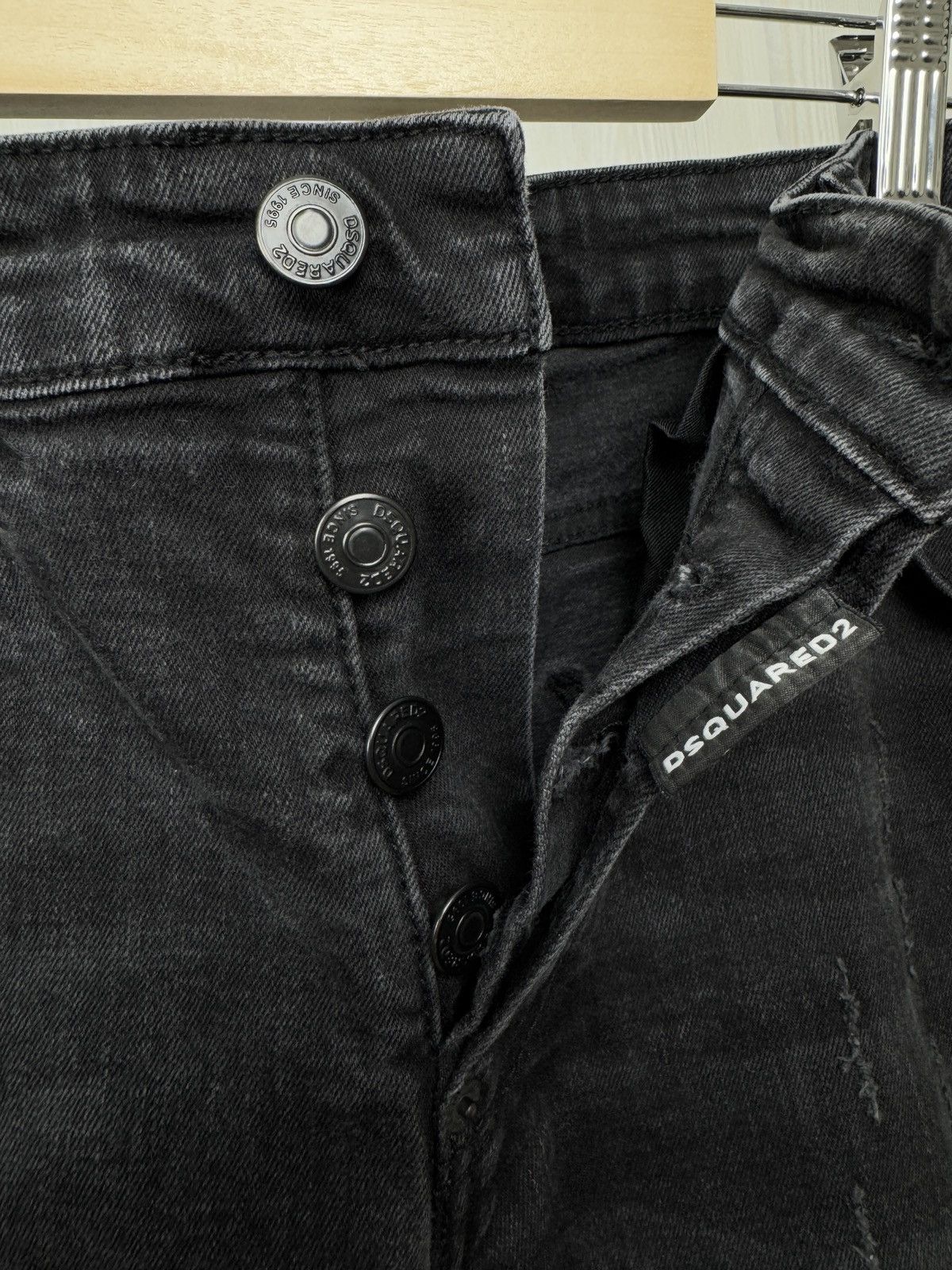 Dsquared2 Dsquared2 black distressed faded denim jeans pants Size US 36 / EU 52 - 8 Thumbnail