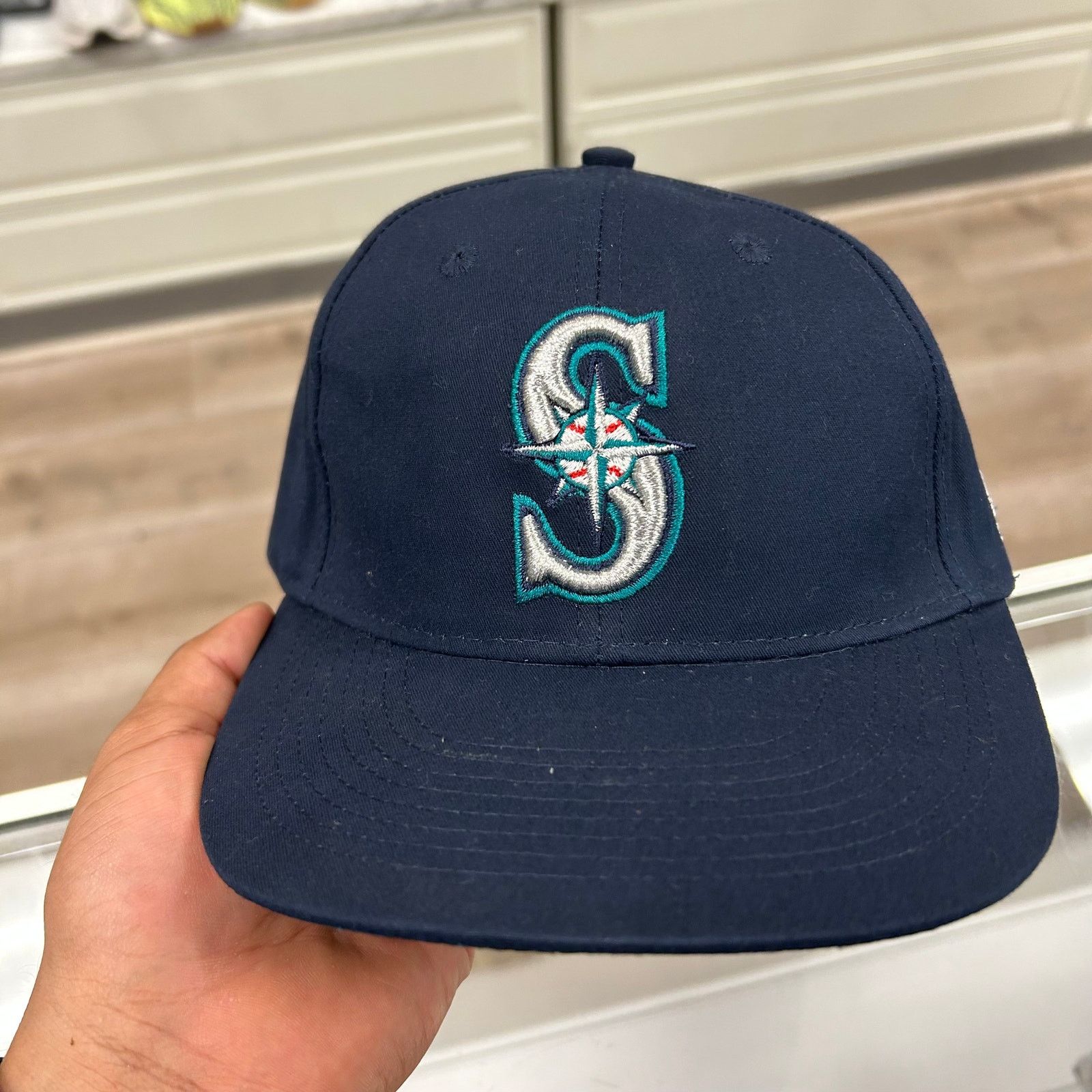 New Era Seattle Mariners Strapback MLB Navy S Compass Logo Hat Cap Size ONE SIZE - 2 Thumbnail