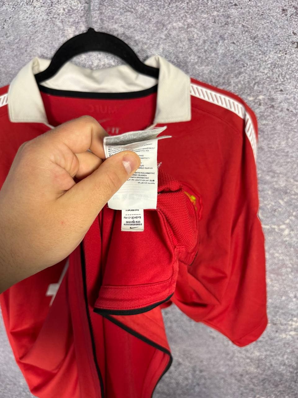 Vintage Vintage Manchester United 2010/11 Nike Soccer Jersey Size US L / EU 52-54 / 3 - 12 Thumbnail