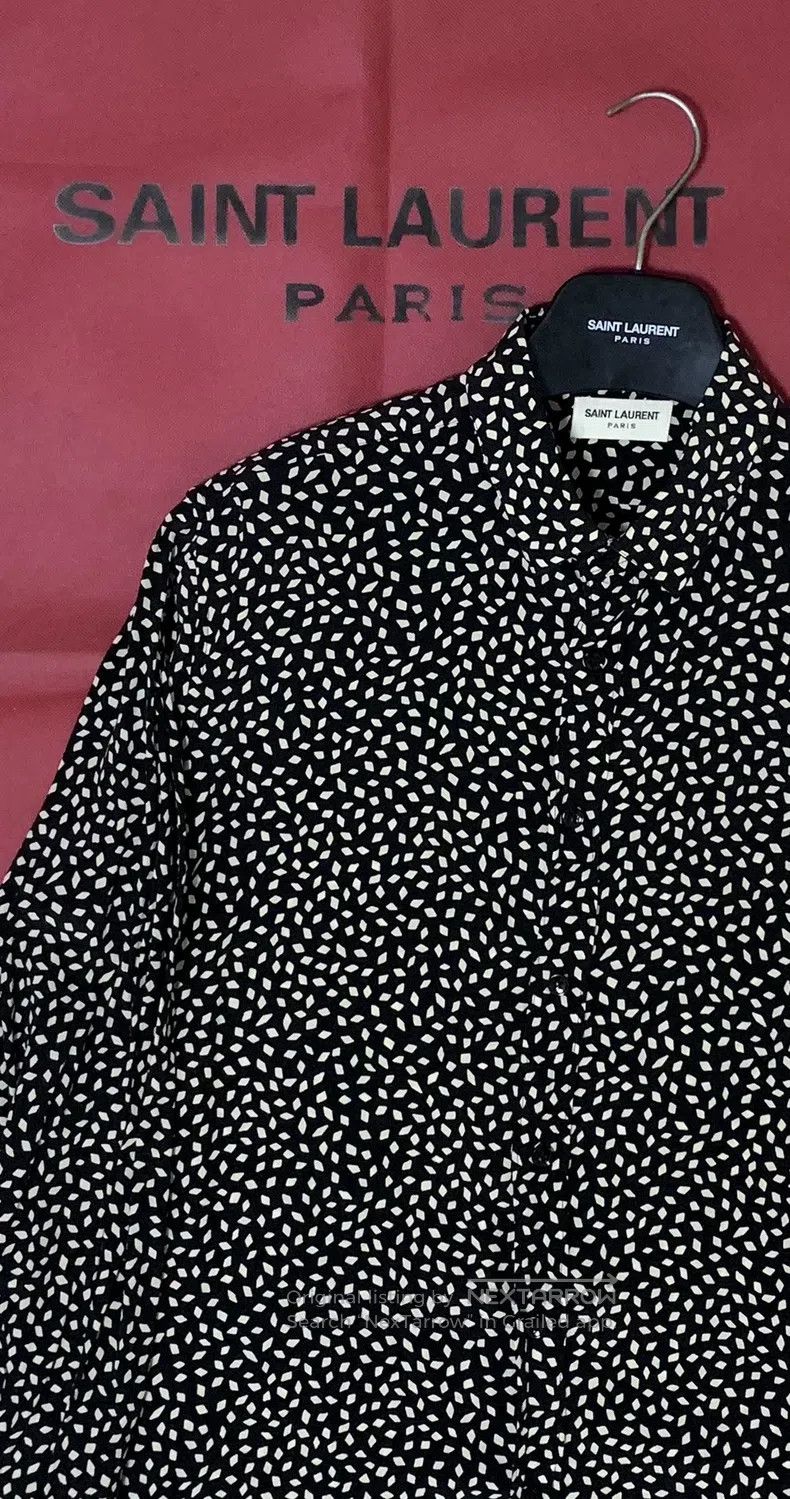 Saint Laurent Paris Saint Laurent Paris size 42 Mulberry Silk Diamond Pattern Size US XS / EU 42 / 0 - 7 Thumbnail