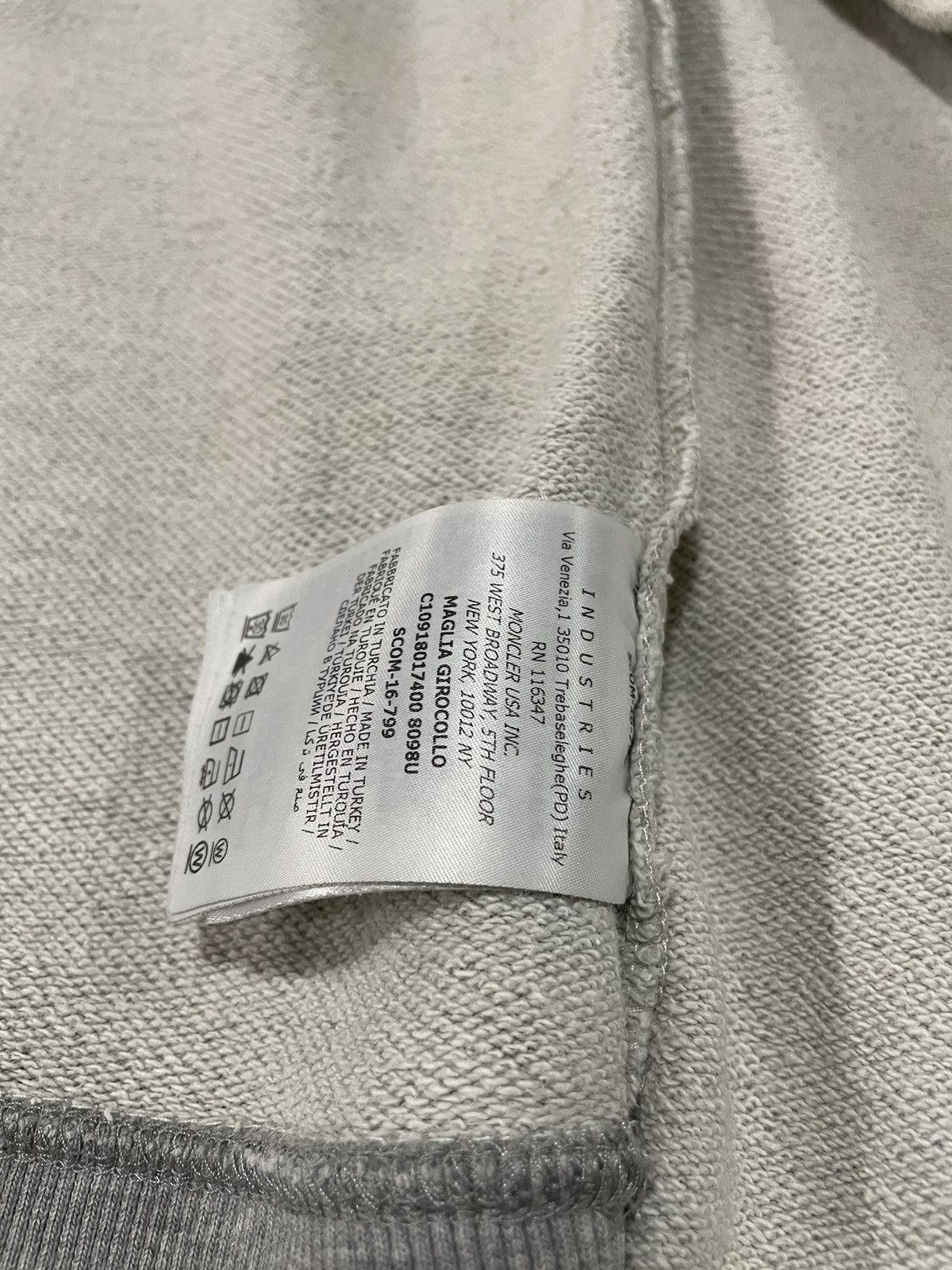 Moncler Bandana Crewneck Size US XL / EU 56 / 4 - 7 Thumbnail