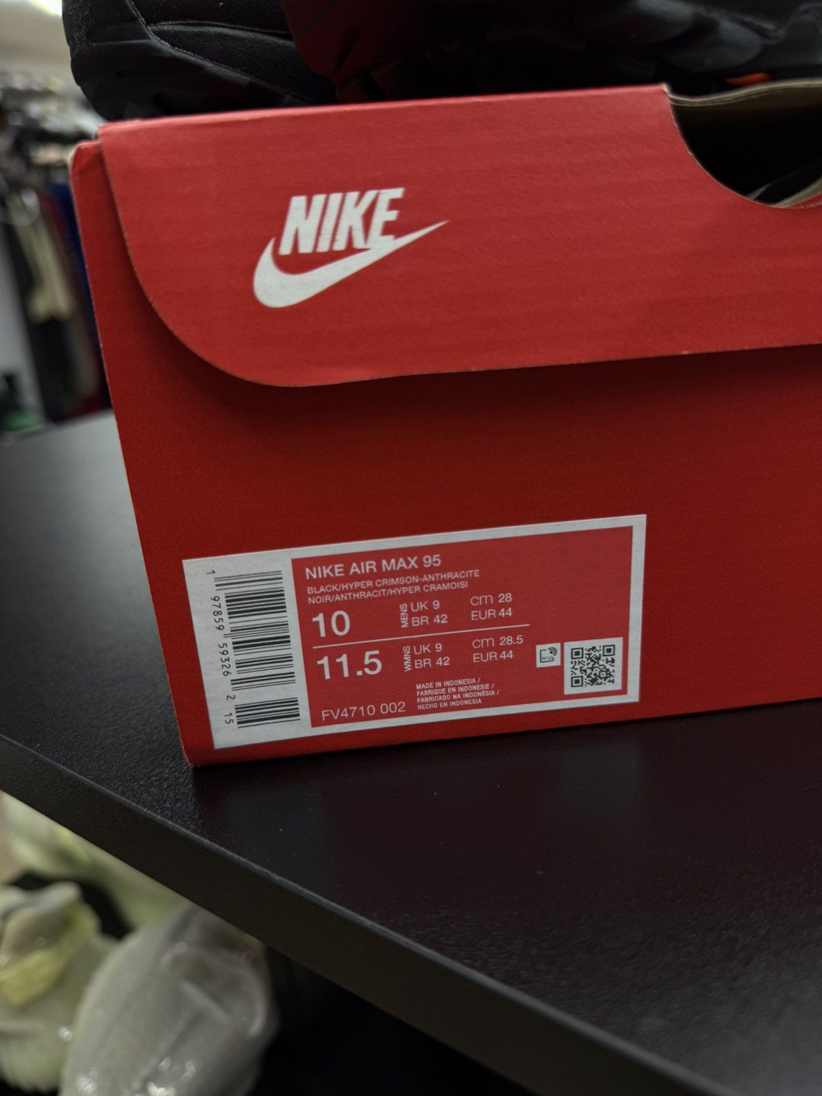 Nike Nike Air Max Black Hyper Crimson Size 10 NEW Size US 10 / EU 43 - 17 Thumbnail