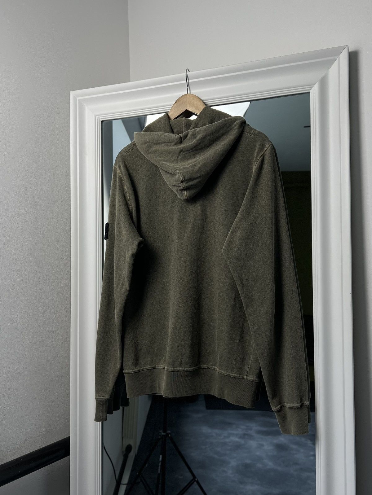 Designer × Stone Island Stone Island Khaki Green Hoodie L — Perfect Condition Size US L / EU 52-54 / 3 - 12 Thumbnail