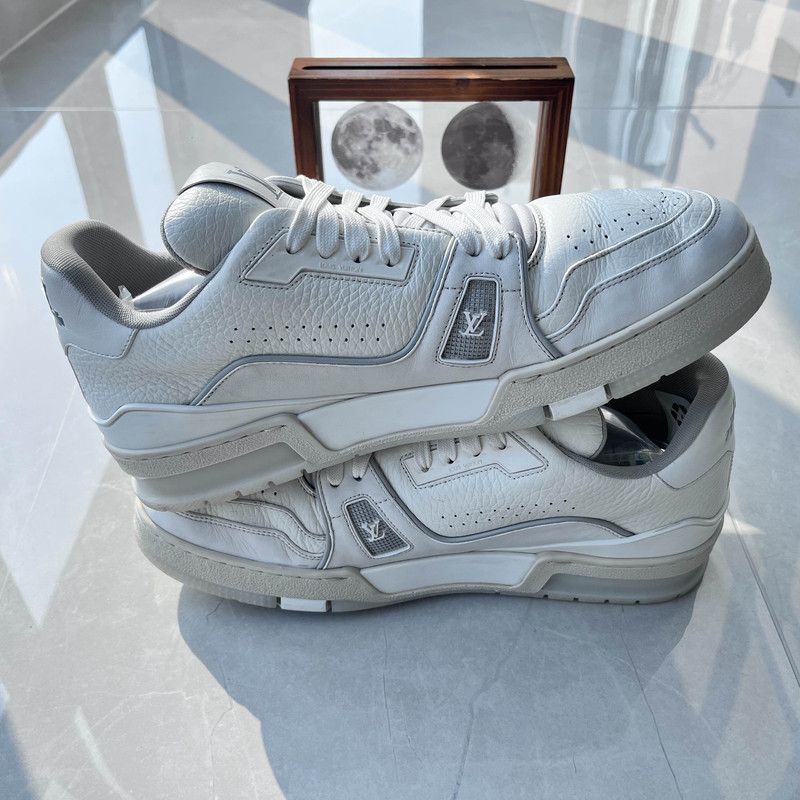 Louis Vuitton Louis Vuitton Trainer White Low-Top Fashion Sneakers -2508 Size US 9 / EU 42 - 9 Thumbnail