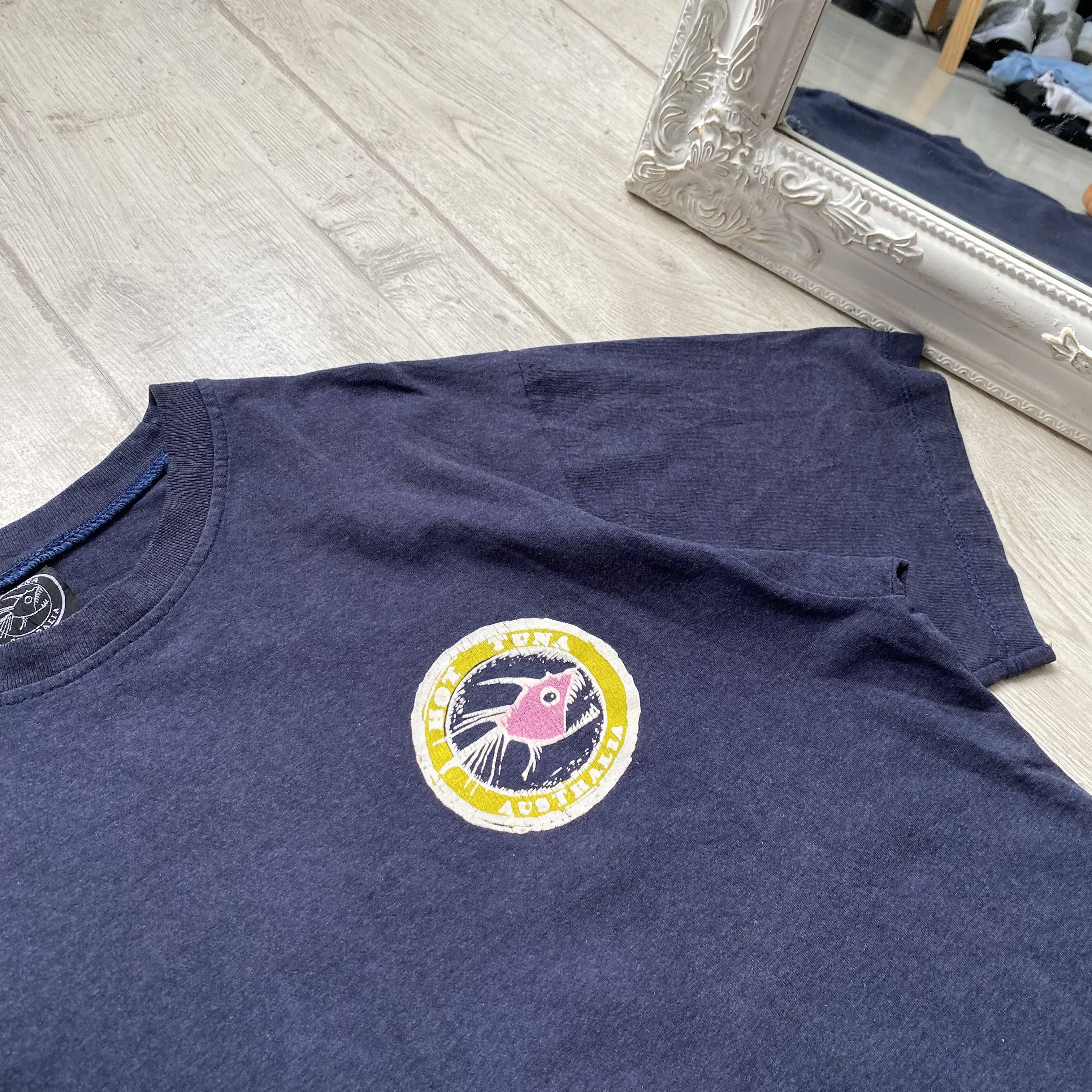 Hot Tuna 🏄🏼‍♂️ Vintage 80-90s Surfing Hot Tuna heavy tee Australia Size US M / EU 48-50 / 2 - 5 Thumbnail
