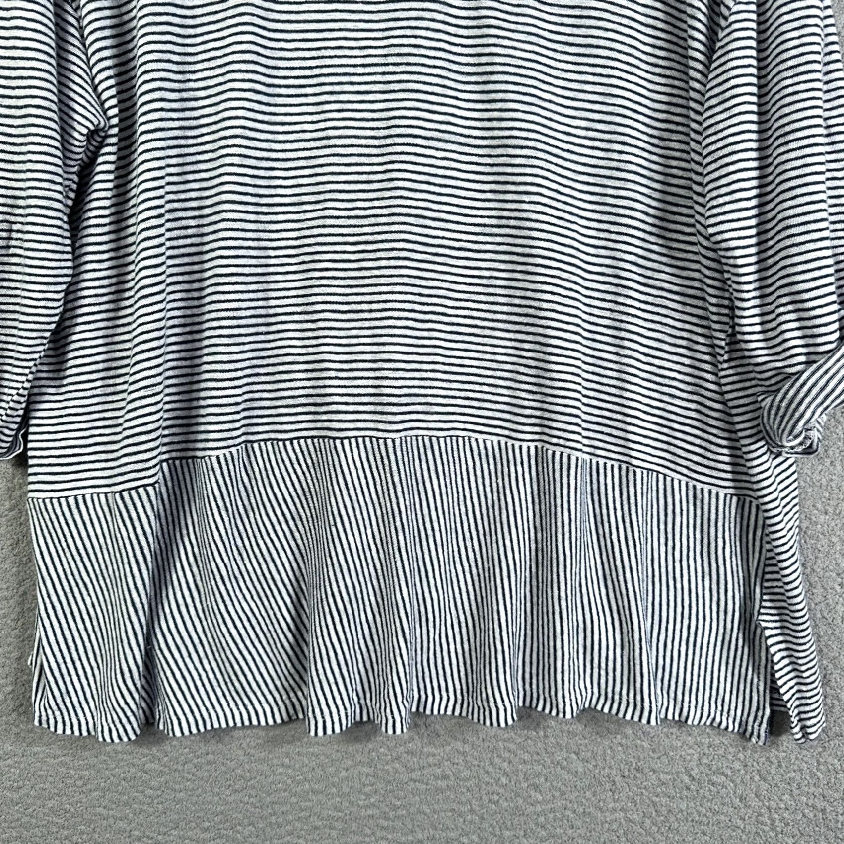 Vintage VINTAGE C&C California Hoodie Womens 3X Blue White Stripe 100% Linen V-Neck Tunic Top Size XXL / US 16-18 / IT 52-54 - 6 Thumbnail