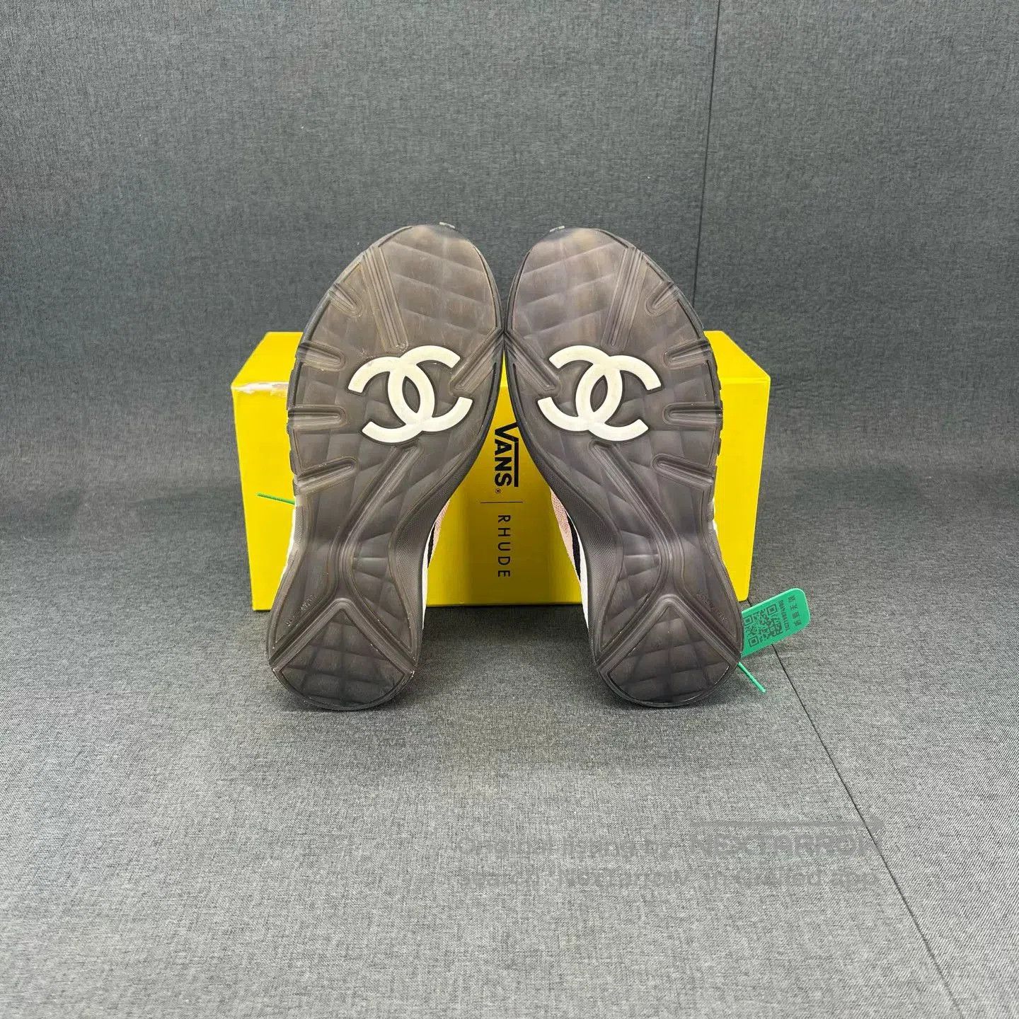 Chanel Chanel Pink Low-Top Casual Shoes. Size US 6 / IT 36 - 4 Thumbnail