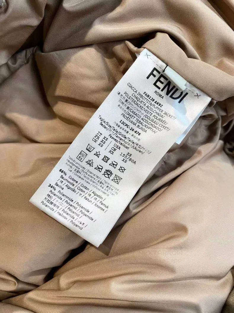 Fendi Fendi Cotton/Polyester Jacquard Printed Hooded Down Jacket Size XS / US 0-2 / IT 36-38 - 4 Thumbnail