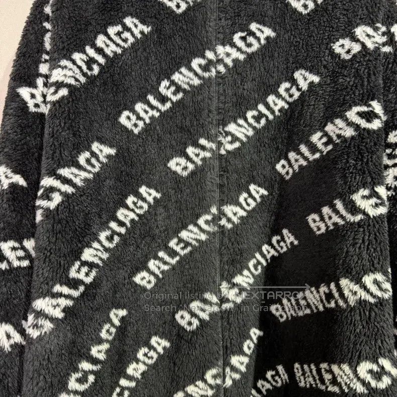 Balenciaga Balenciaga Black and White Teddy Fleece Jacket Size XXS / US 00 / IT 34 - 3 Thumbnail