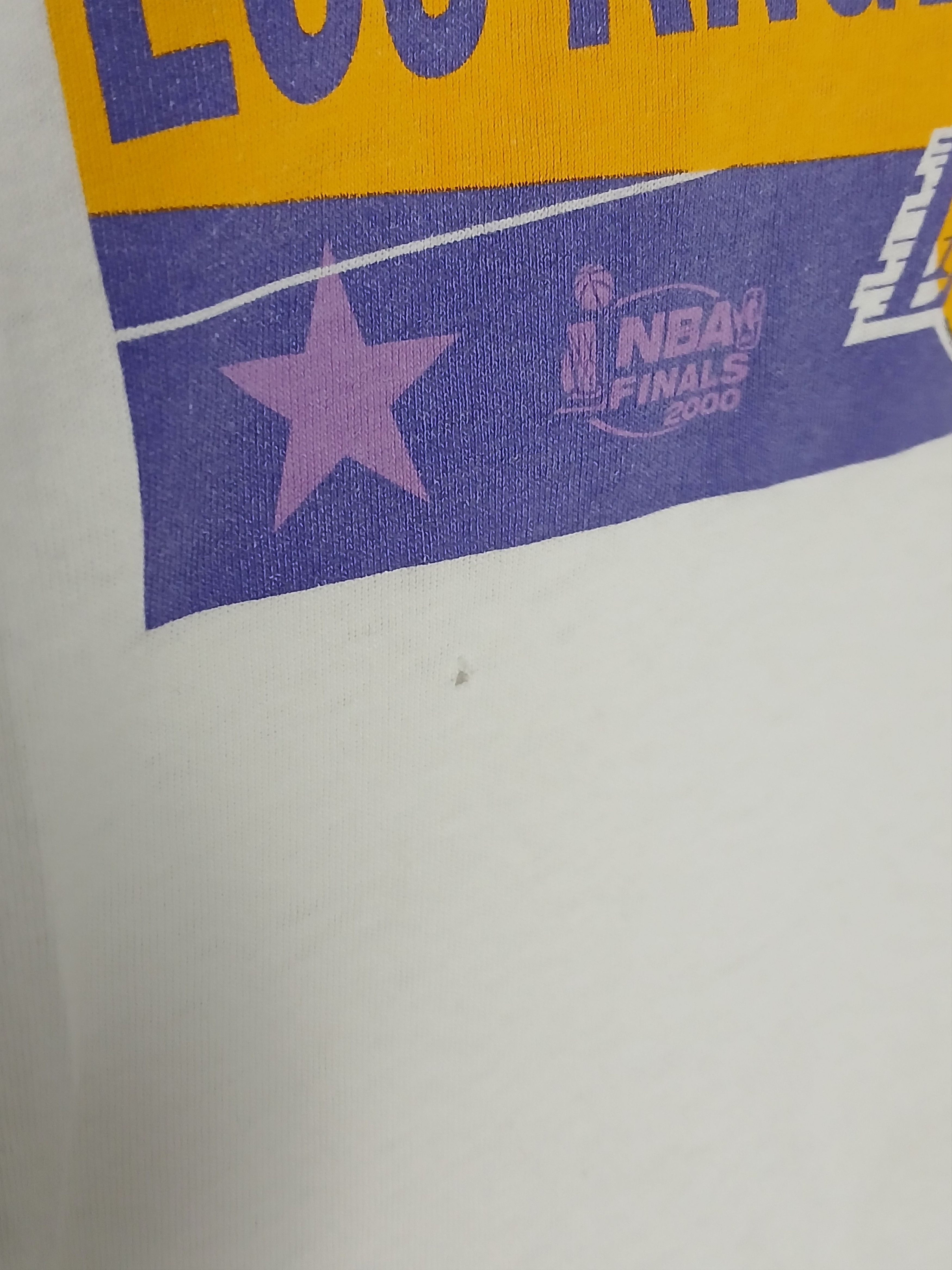 NBA × Vintage Vintage 2000 NBA Los Angeles Lakers Basketball T-Shirt Size US M / EU 48-50 / 2 - 4 Thumbnail