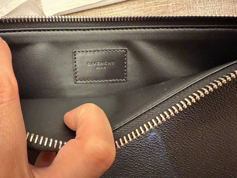 Givenchy Givenchy Shark handbag Size ONE SIZE - 5 Thumbnail