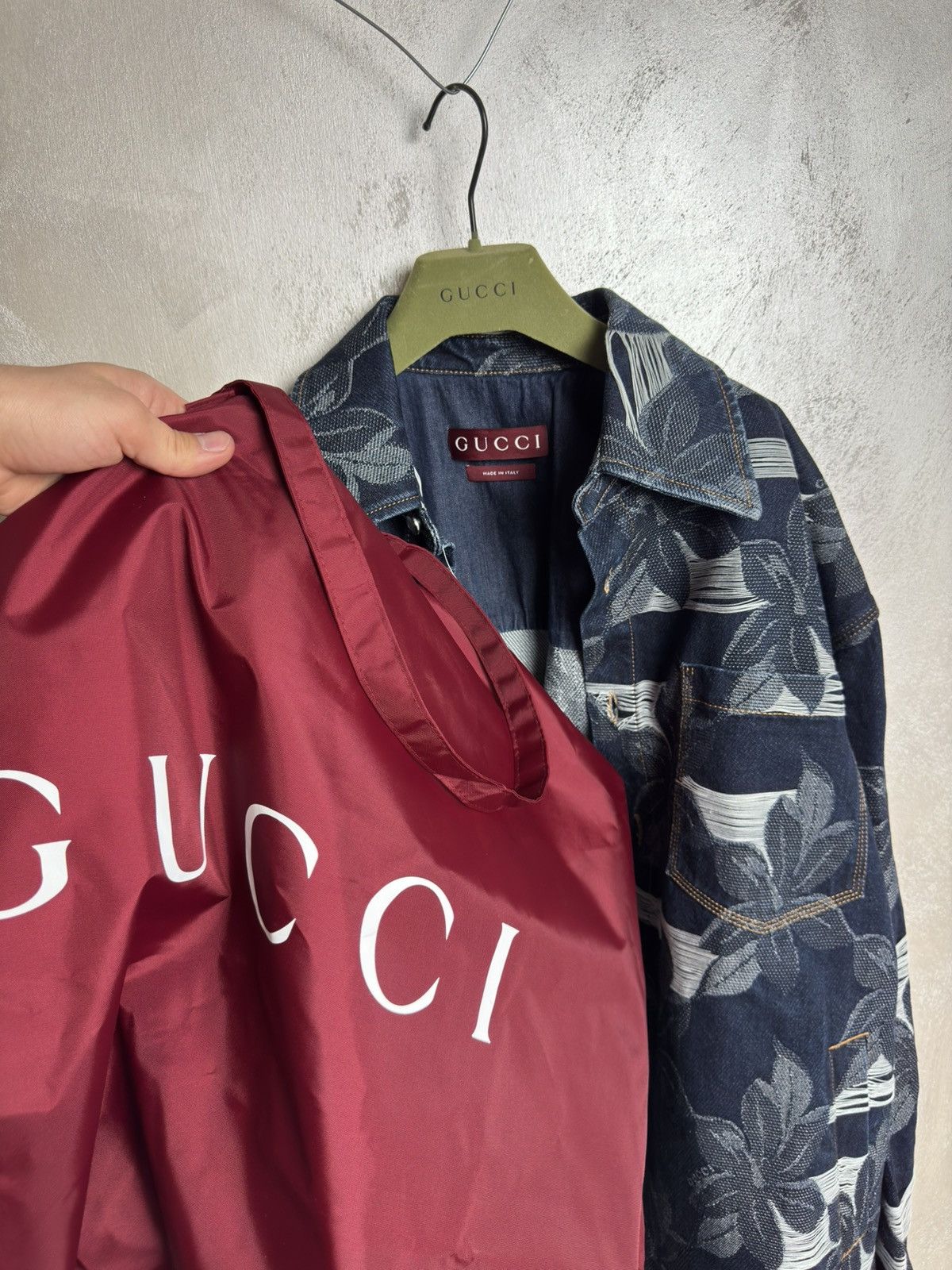 Gucci Gucci Blue Denim Shirt Jacket Floral Pattern Size US M / EU 48-50 / 2 - 18 Thumbnail