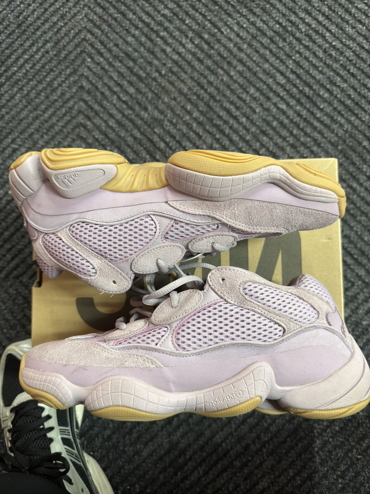 Adidas × Yeezy Adidas Yeezy 500 “ Soft Vision” Size US 9 / EU 42 - 2 Thumbnail