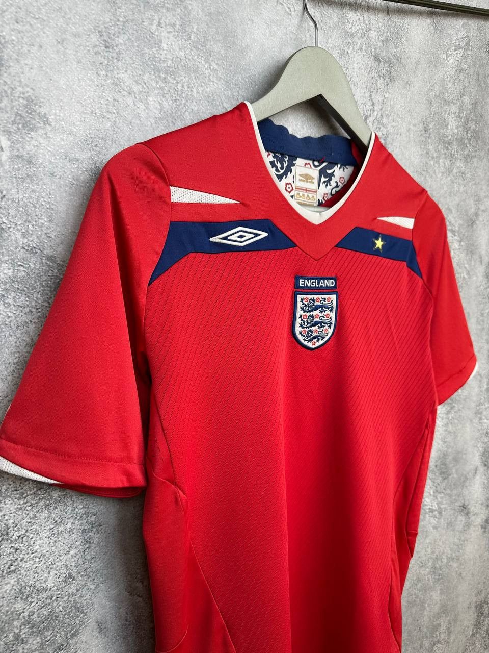 Umbro Umbro England Away Shirt 2008 Red Football Jersey Size US S / EU 44-46 / 1 - 3 Thumbnail