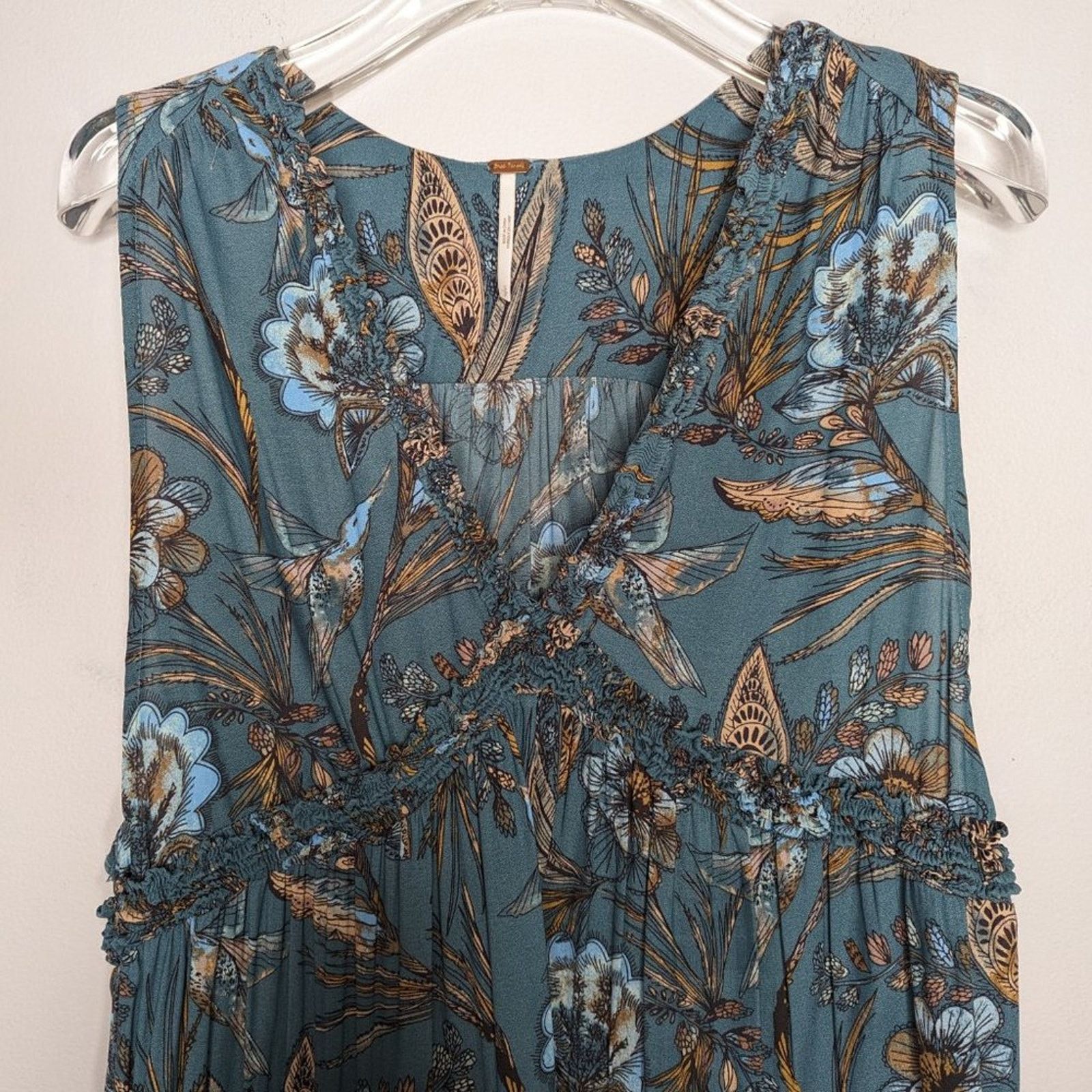 Free People Free People Blue Haze Tank Top Floral Print V-Neck Ruffle S Size S / US 4 / IT 40 - 4 Thumbnail