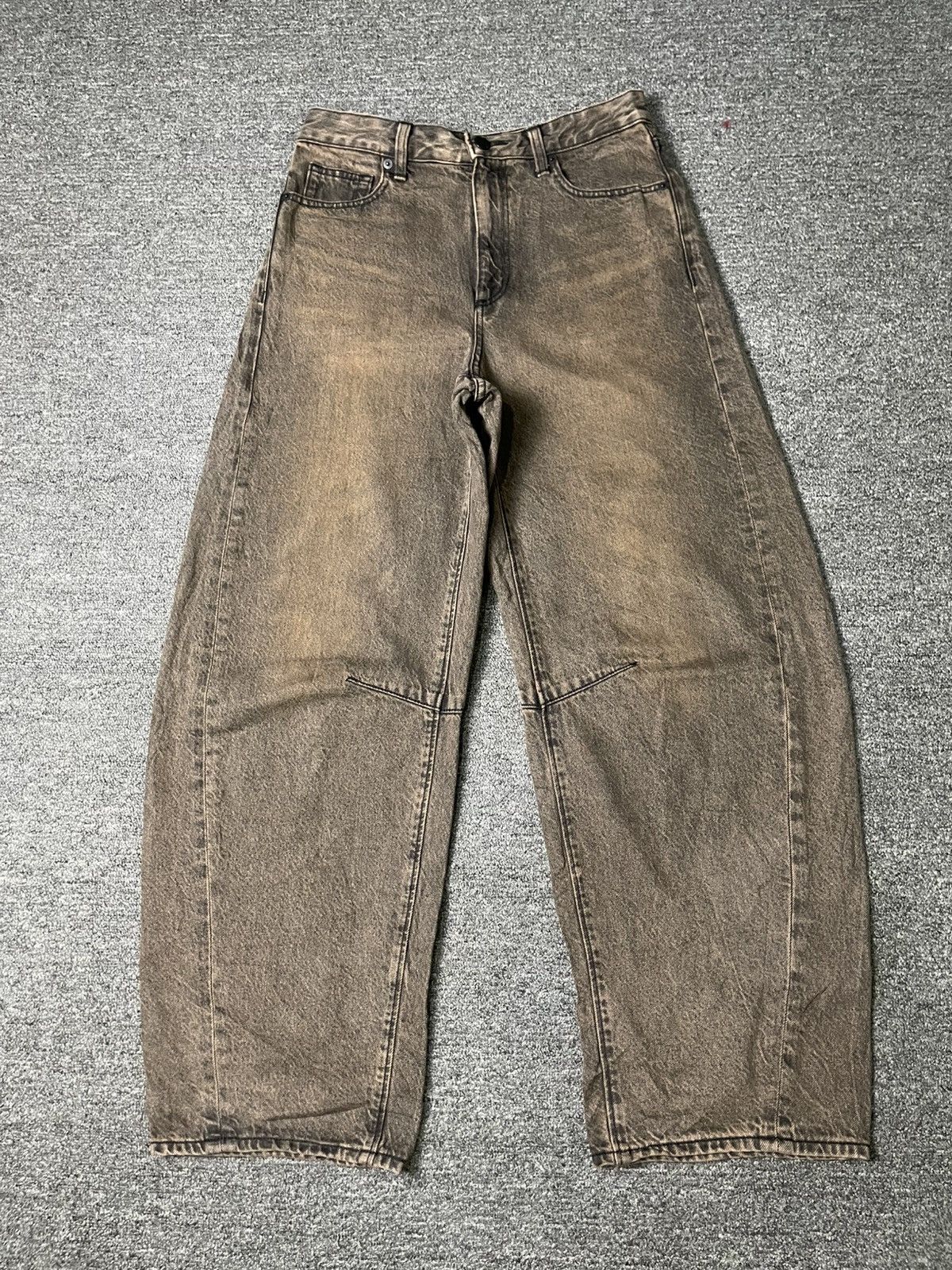 GU × Japanese Brand × Vintage Vintage GU Japanese Brand Barrel Leg Jeans (133) Size US 29 - 1 Thumbnail