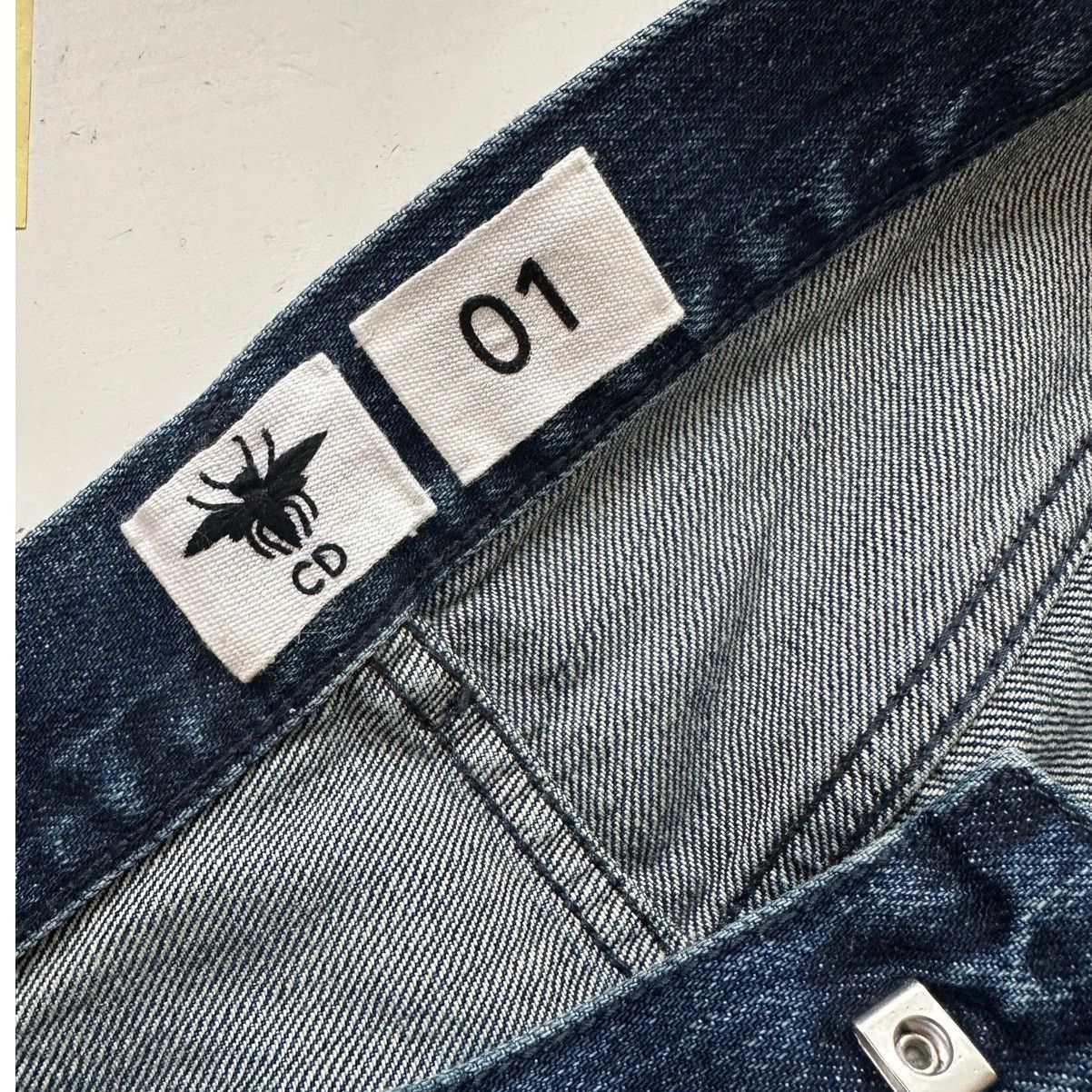 Other NWOT Christian Dior 01 Med Wash Button Boyfriend Jeans 10 Size 32" / US 10 / IT 46 - 9 Thumbnail