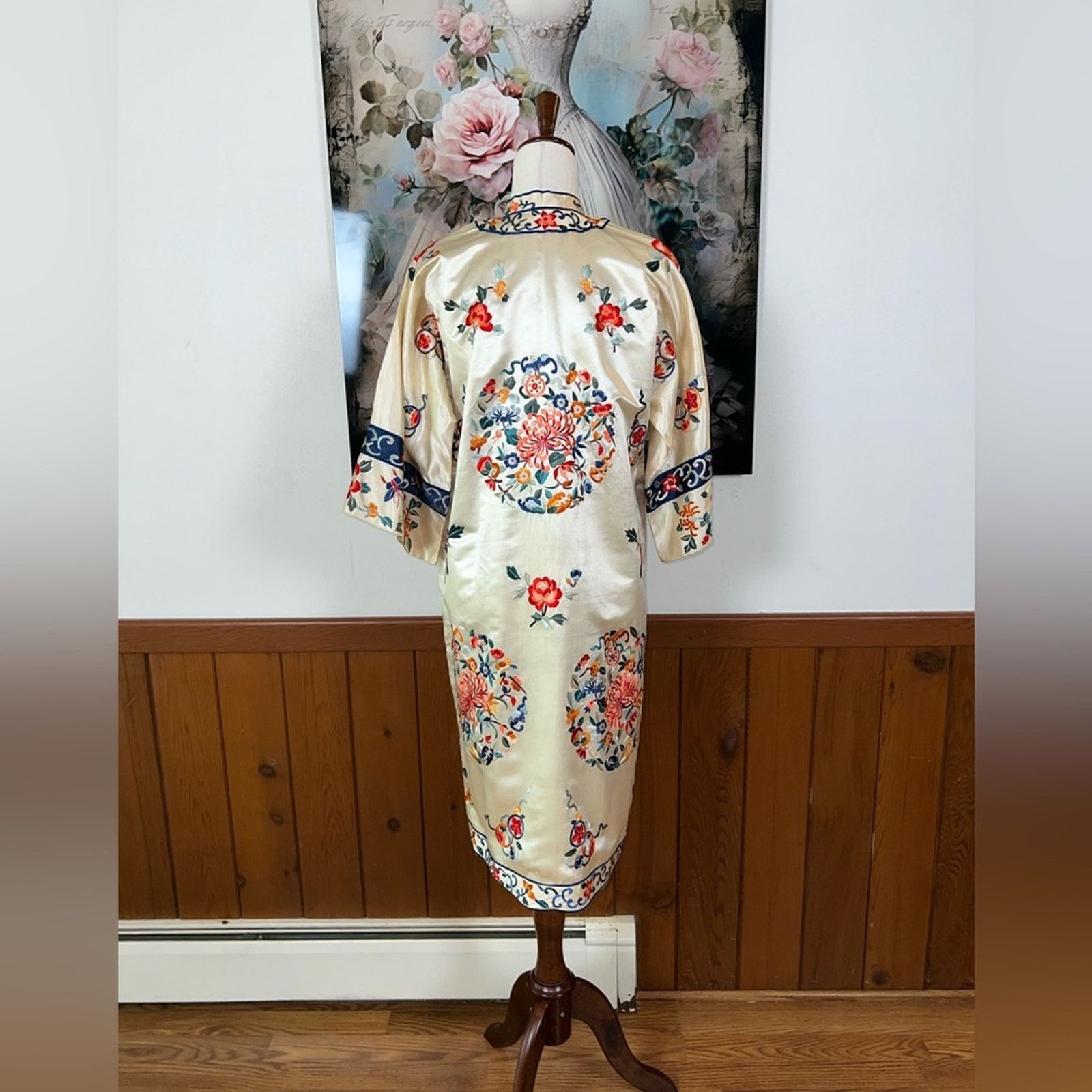 Vintage Spectacular Vintage 1930s/40s Embroidered Silk Kimono! Size ONE SIZE - 6 Thumbnail