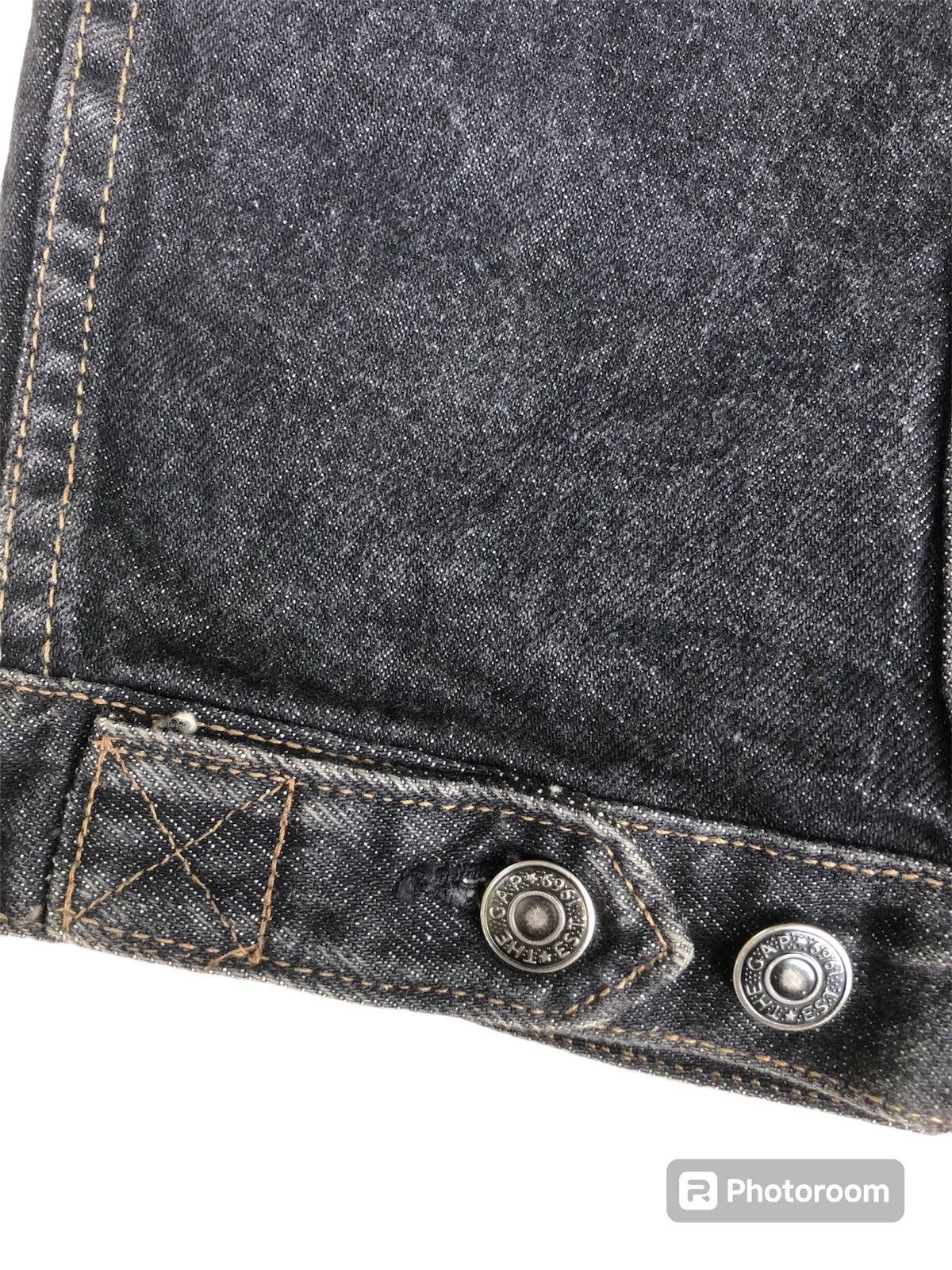 Vintage Vintage Gap Made in usa Denim Jacket Distressed Size US M / EU 48-50 / 2 - 12 Thumbnail