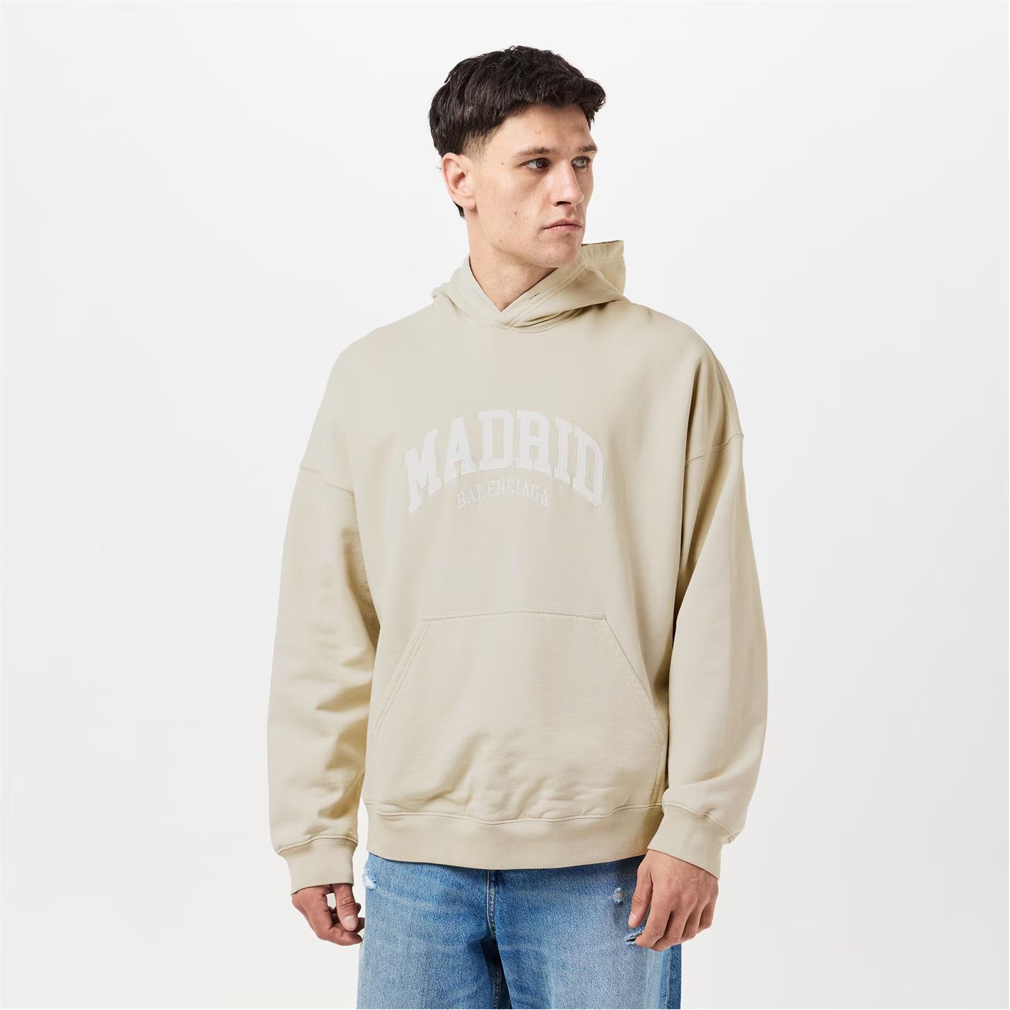 Balenciaga o1g2r1mq0226 Over the Head Pull Over Hoodie In Ivory Size US S / EU 44-46 / 1 - 3 Thumbnail