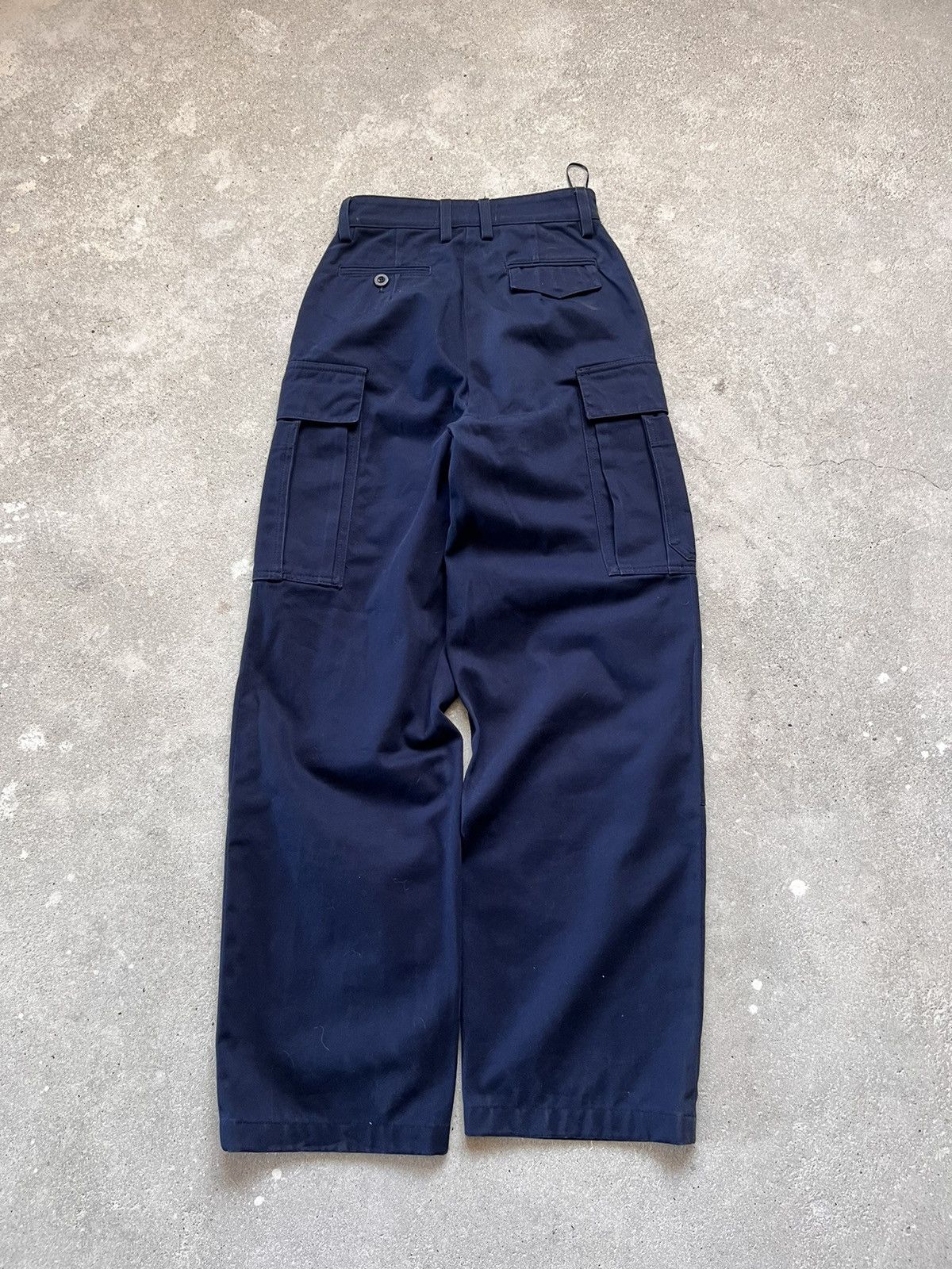 Loewe 21SS LOEWE Cargo Trousers Dark Blue Size 26" / US 2 / IT 38 - 2 Thumbnail