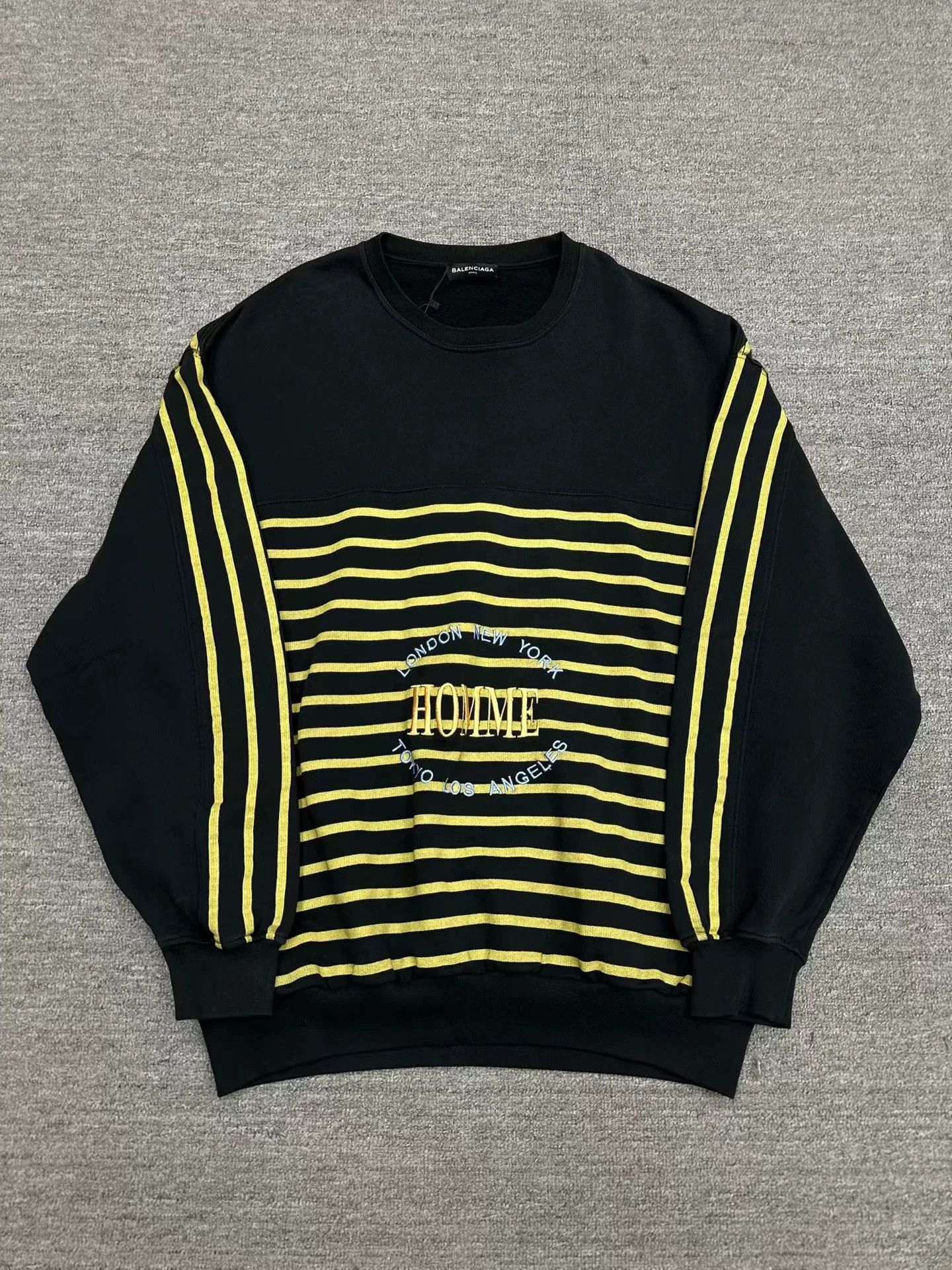 Balenciaga Balenciaga Striped Letter Sweatshirt M Size US M / EU 48-50 / 2 - 1 Thumbnail