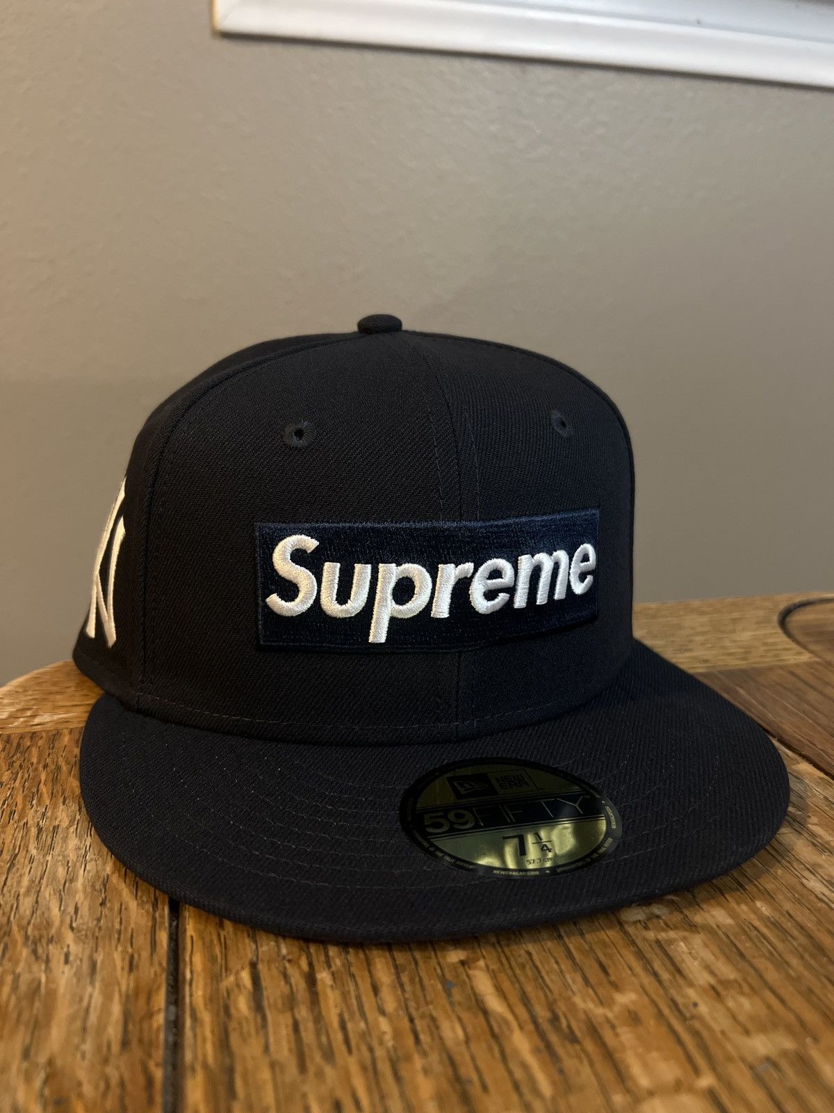 MLB × Supreme Supreme MLB New York Box Logo New Era Fitted Cap 