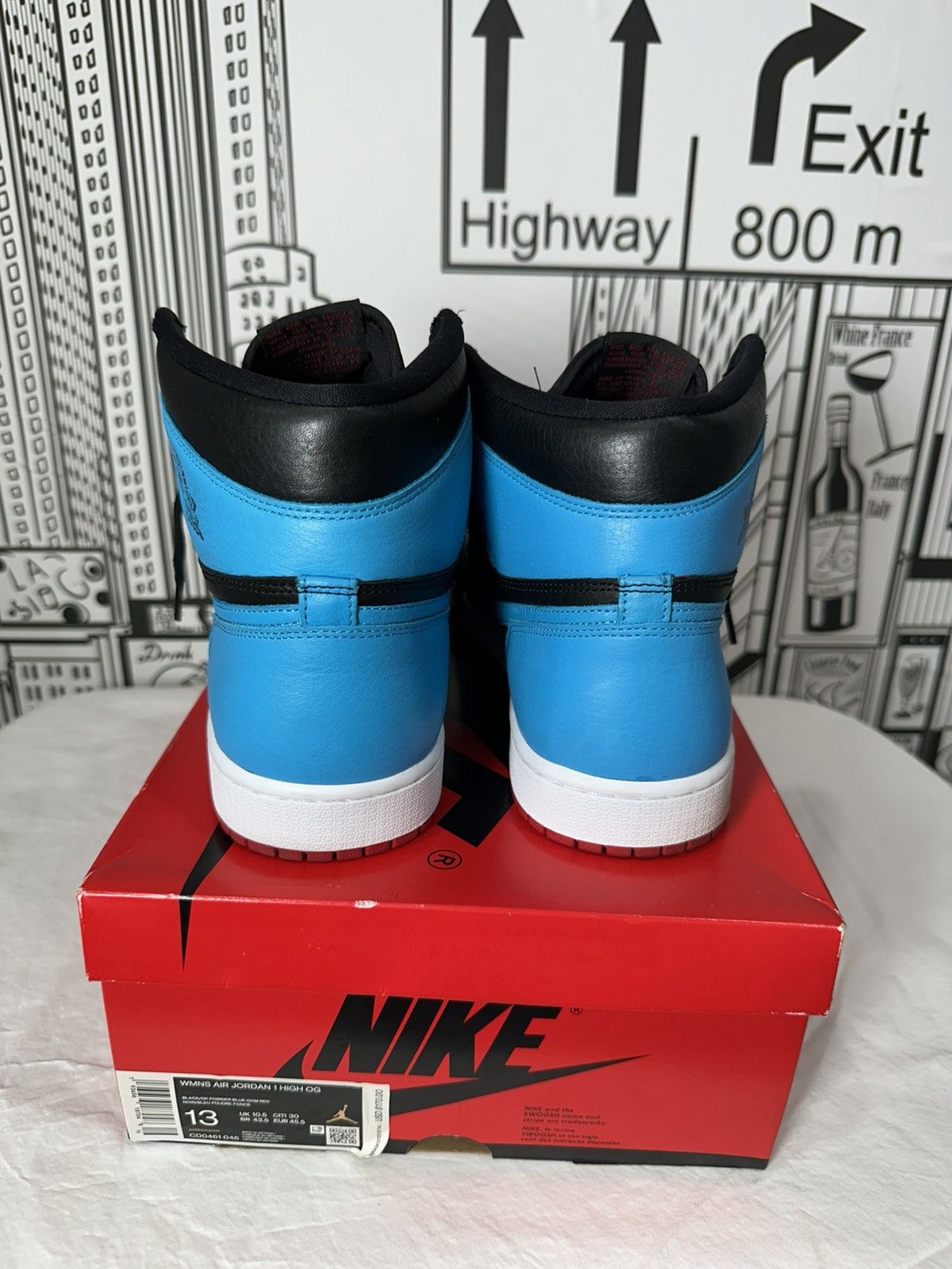Nike Air Jordan 1 Retro High Nc To Chi 2020 Size 11.5 Size US 11.5 / EU 44-45 - 5 Thumbnail