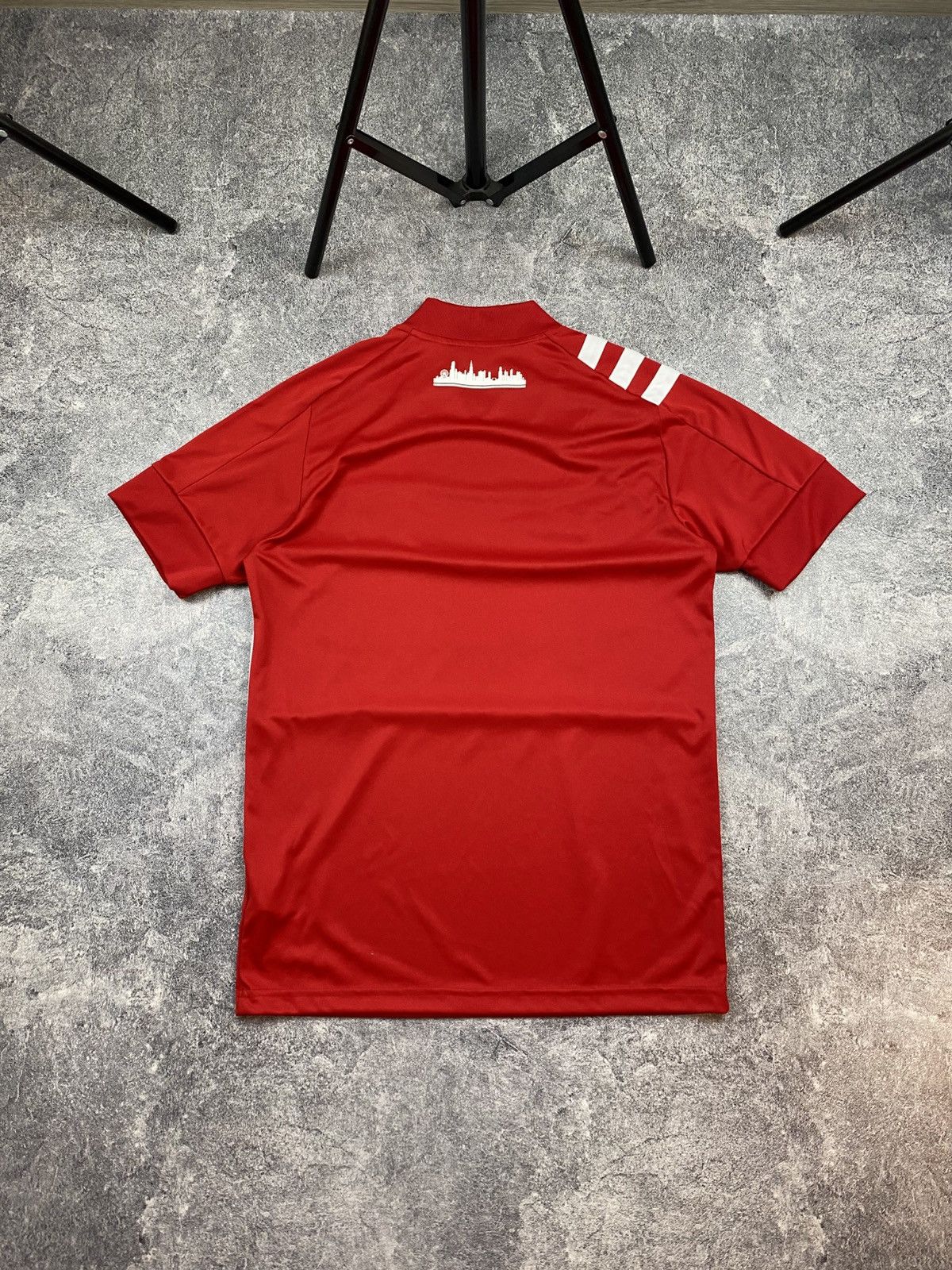 Adidas Adidas Chicago Fire 2019 jersey Size US S / EU 44-46 / 1 - 2 Thumbnail