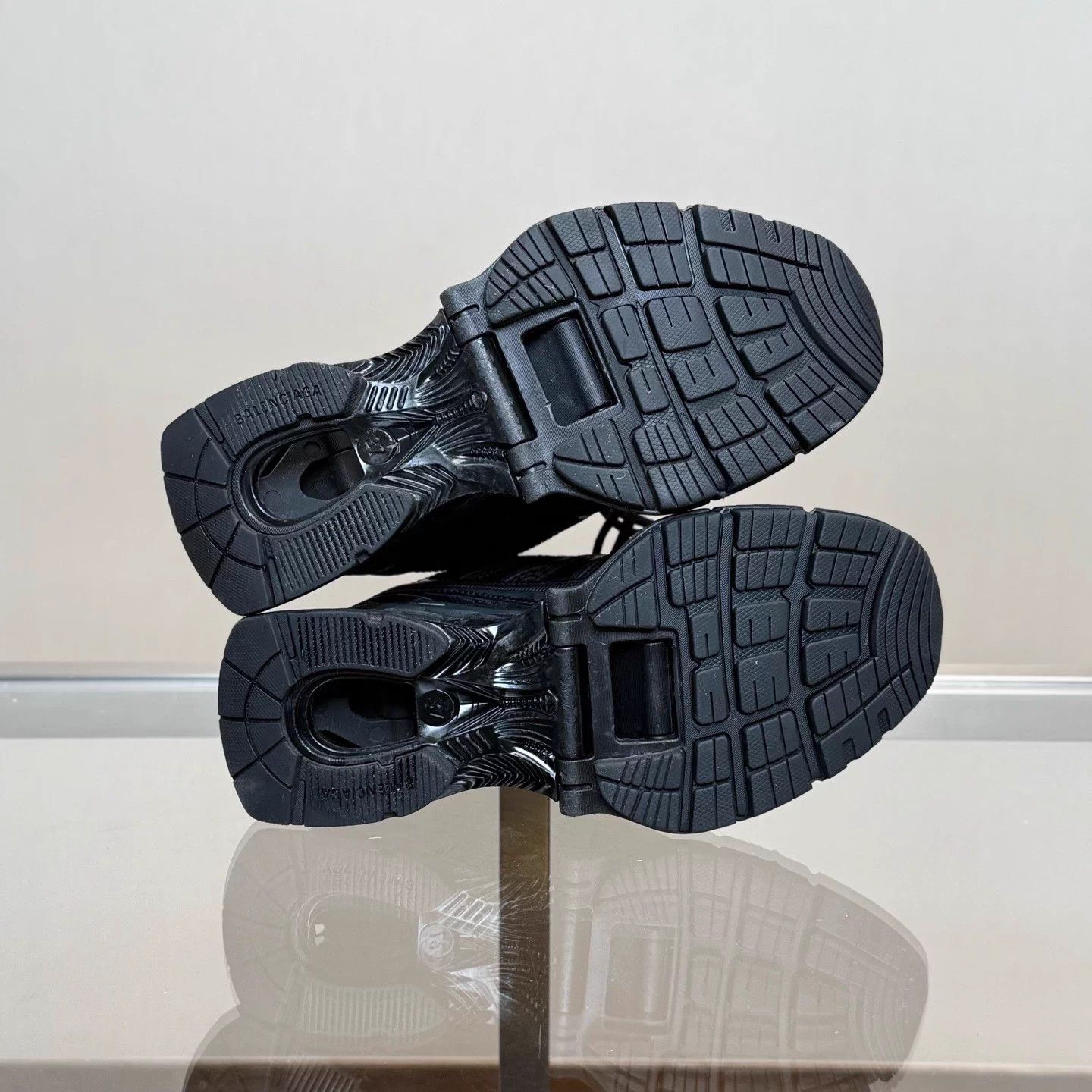 Balenciaga Balenciaga X-Pander Black Distressed Sneakers EUR 37 Size US 6 / IT 36 - 7 Thumbnail