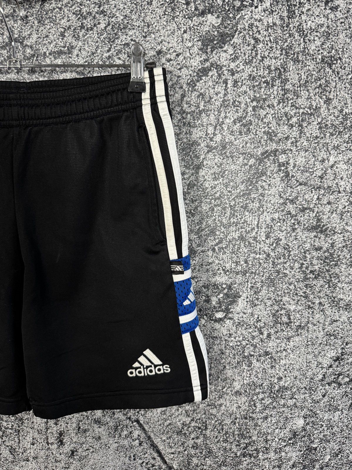 Adidas Adidas Vintage 90s Black Shorts Streetwear Size XS Size US 30 / EU 46 - 2 Thumbnail