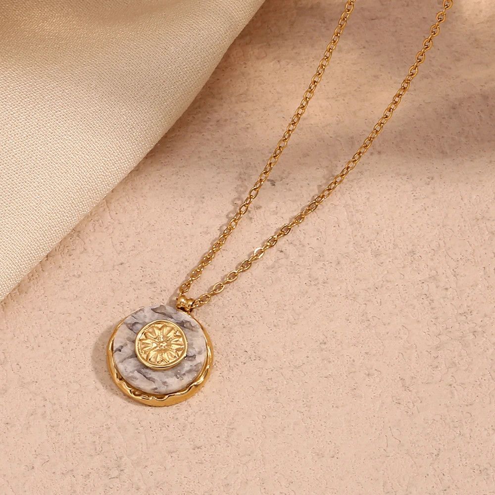 Jewelry × Vintage Natural Marble Sun Pattern Round Pendant Necklace Size ONE SIZE - 4 Thumbnail