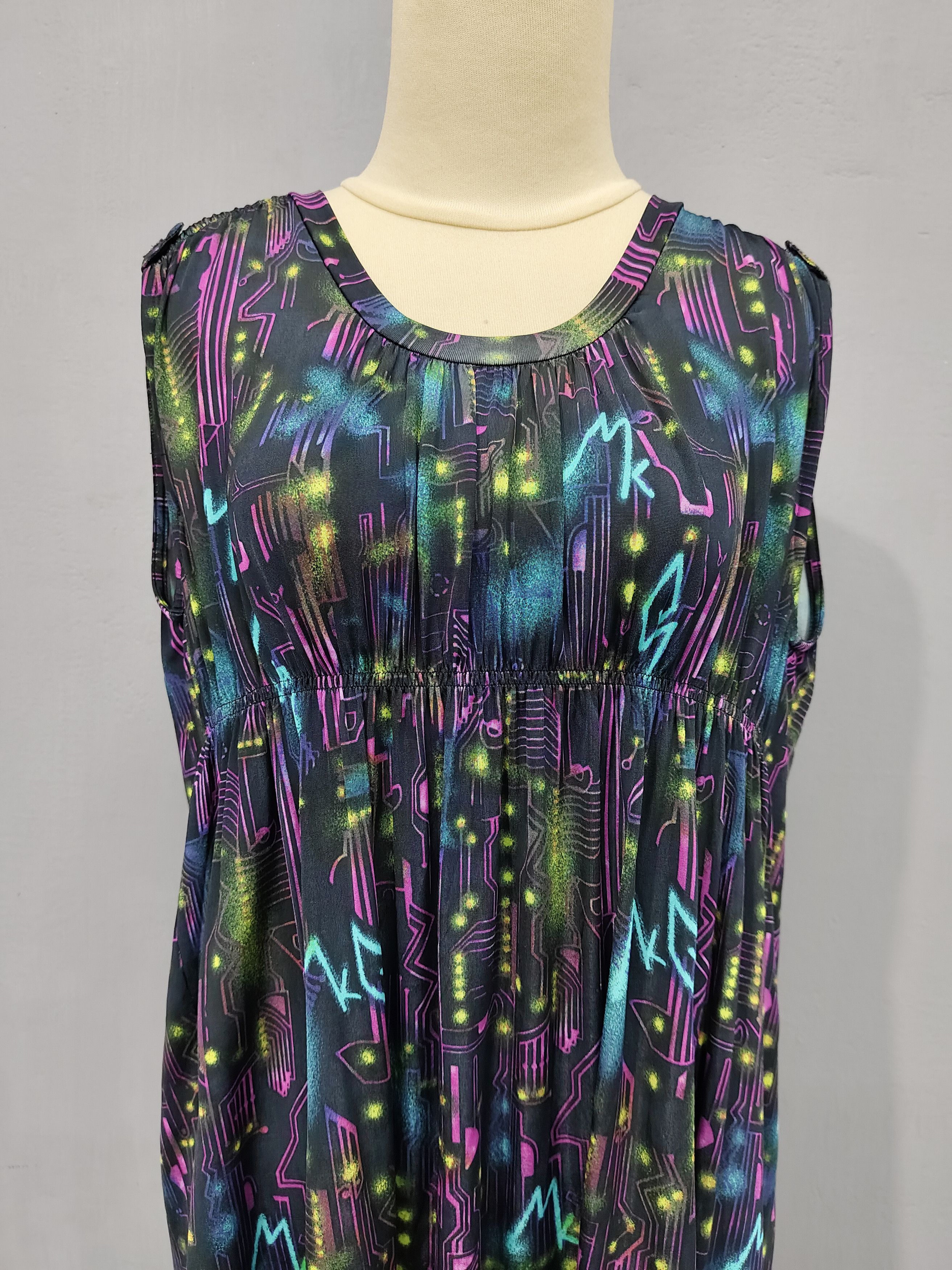 Alexander McQueen Alexander McQueen❤️‍🔥 Futuristic Neon Abstract Graphic Top Size M / US 6-8 / IT 42-44 - 2 Thumbnail
