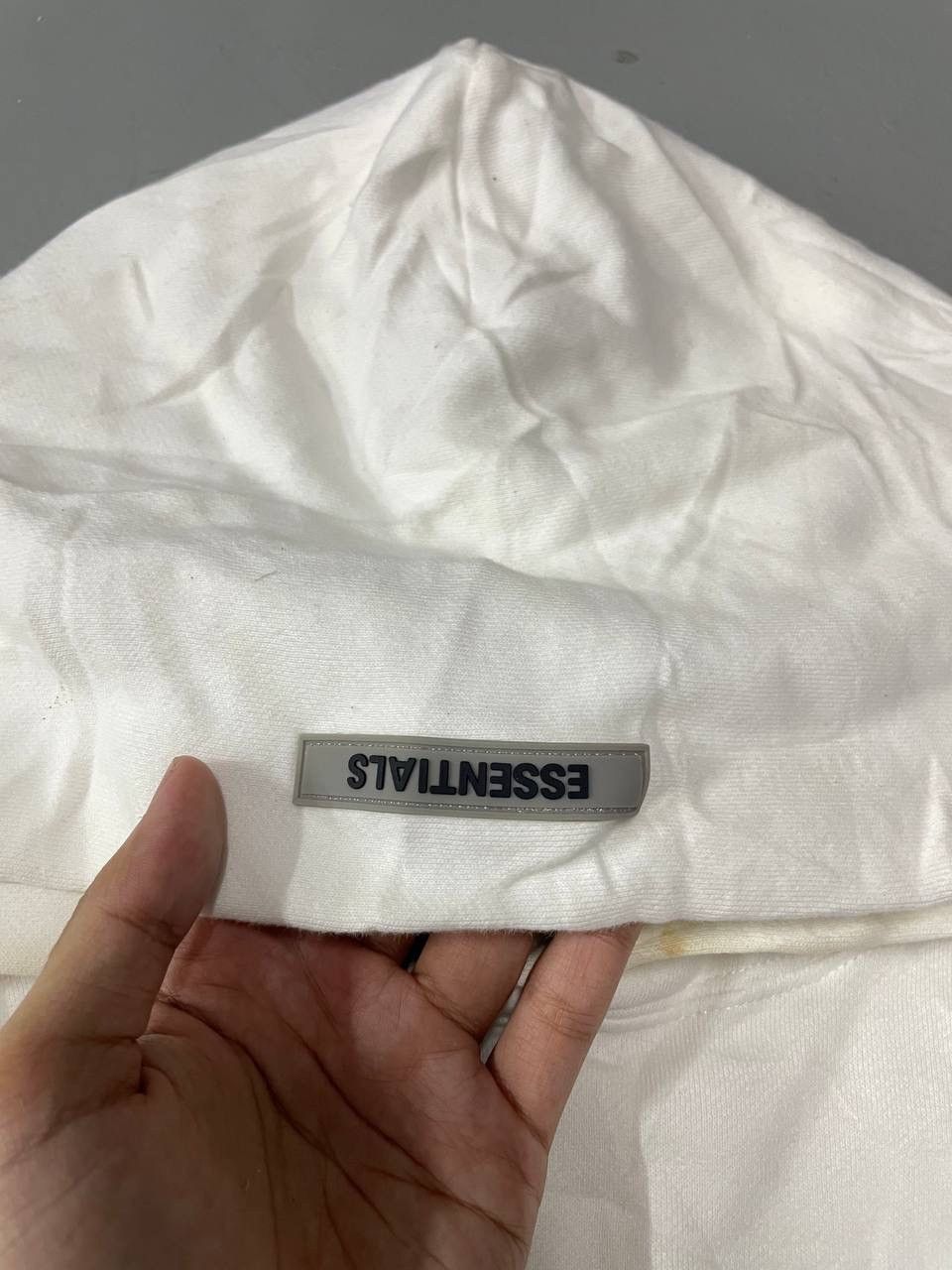 Fear of God HYPBEAST STREETWEAR FEAR OF GOD ESSENTIAL Size US L / EU 52-54 / 3 - 5 Thumbnail