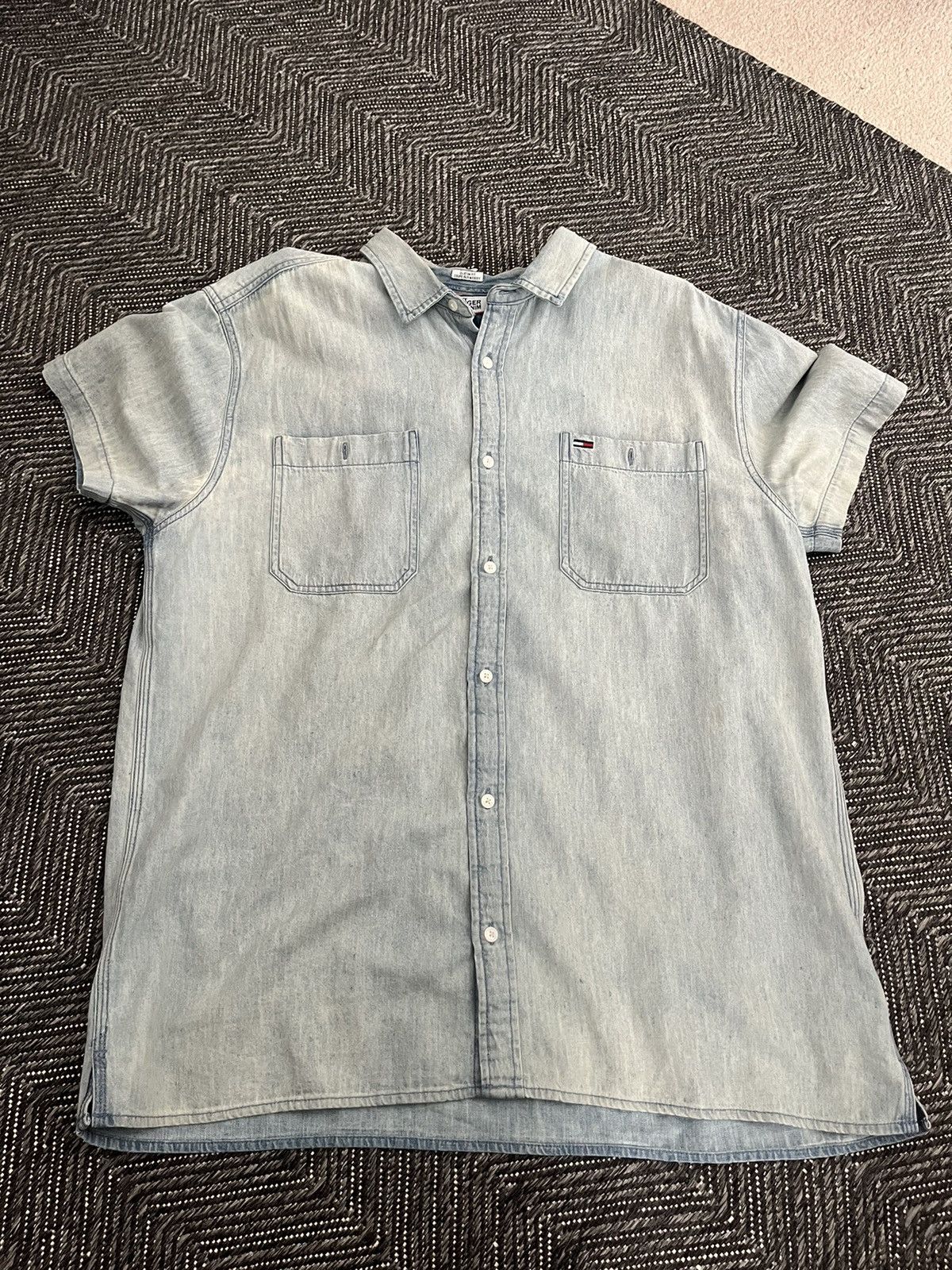 Tommy Hilfiger Tommy Hilfiger denim t shirt Size US XL / EU 56 / 4 - 2 Thumbnail