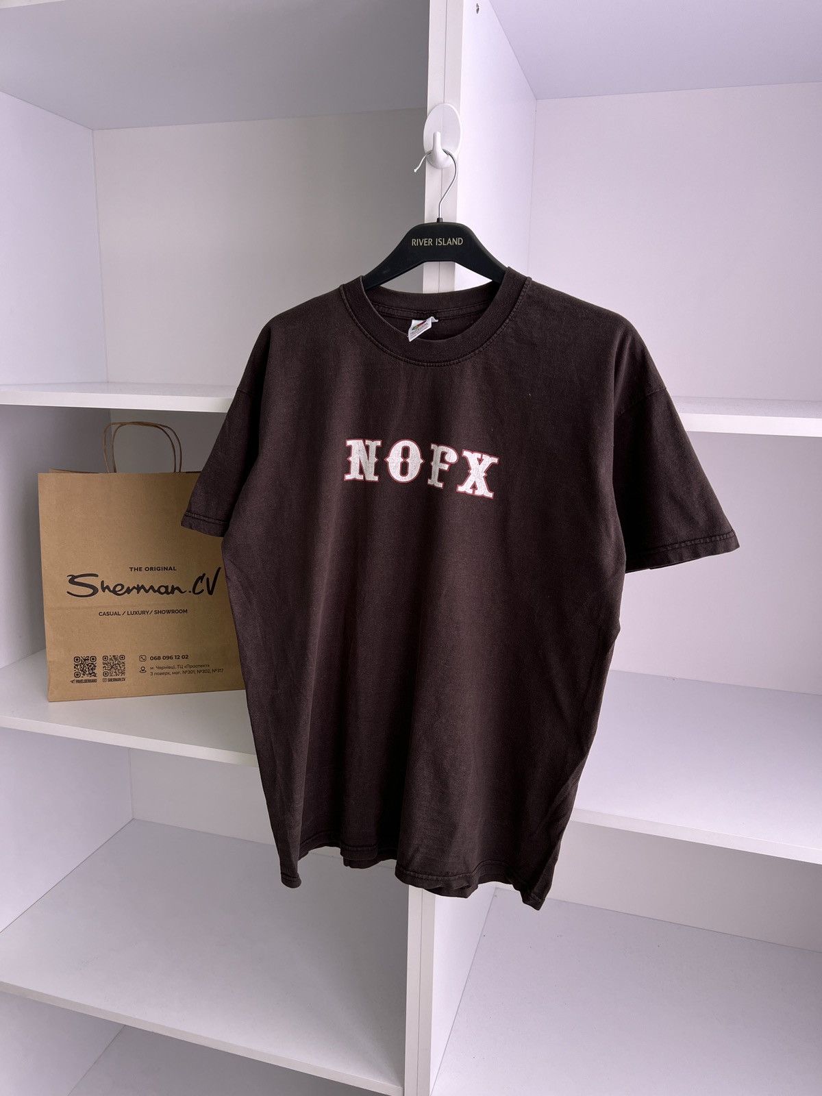 Band Tees × Vintage Vintage Nofx Logo Brown T-shirt Size US L / EU 52-54 / 3 - 2 Thumbnail