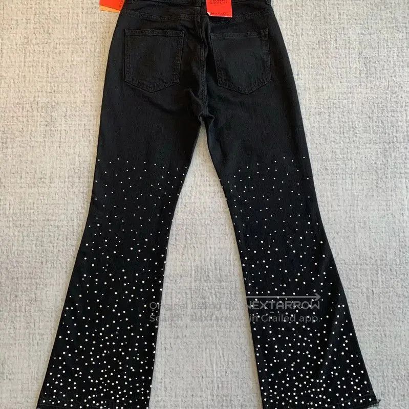Max Mara MaxMara Black Denim Pants with Studded Detailing . Size 27" / US 4 / IT 40 - 3 Thumbnail