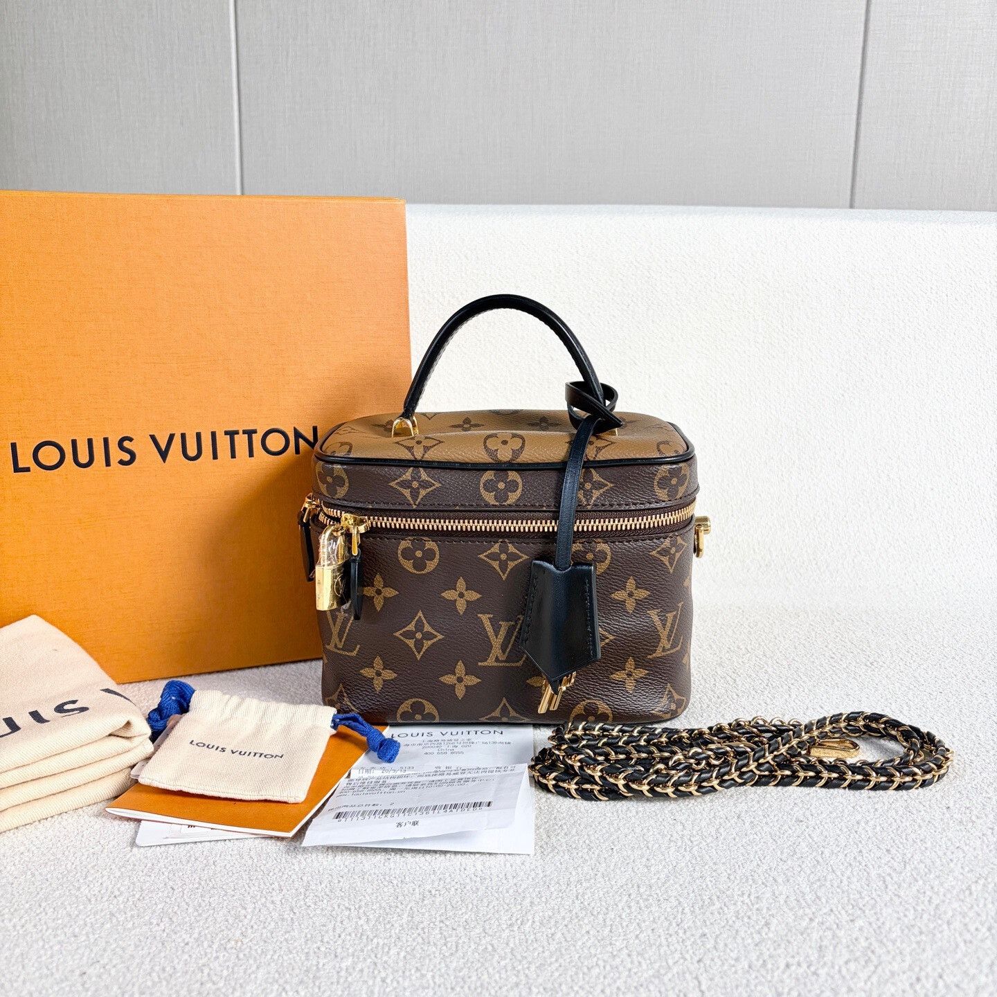 Louis Vuitton Pre-loved Bag Very good condition Size ONE SIZE - 1 Thumbnail