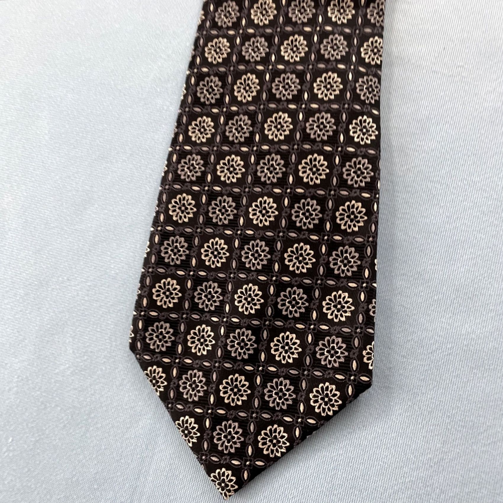 Vintage VINTAGE Necktie Silk Tie Deco Floral Woven Texture Blue White 4x60" Geometric Vintage Capsule Necktie Mens Size ONE SIZE - 2 Thumbnail