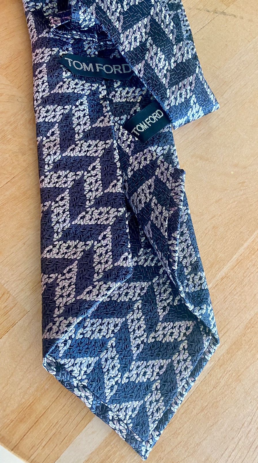 Tom Ford Tom Ford silver necktie nwot Size ONE SIZE - 8 Thumbnail