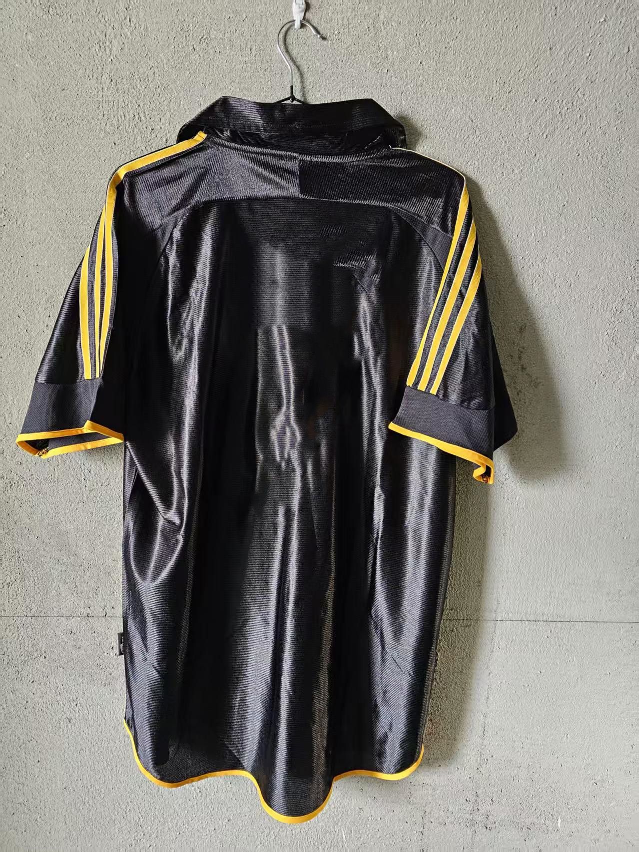 Other Vintage Real Soccer Jersey Size US L / EU 52-54 / 3 - 4 Thumbnail