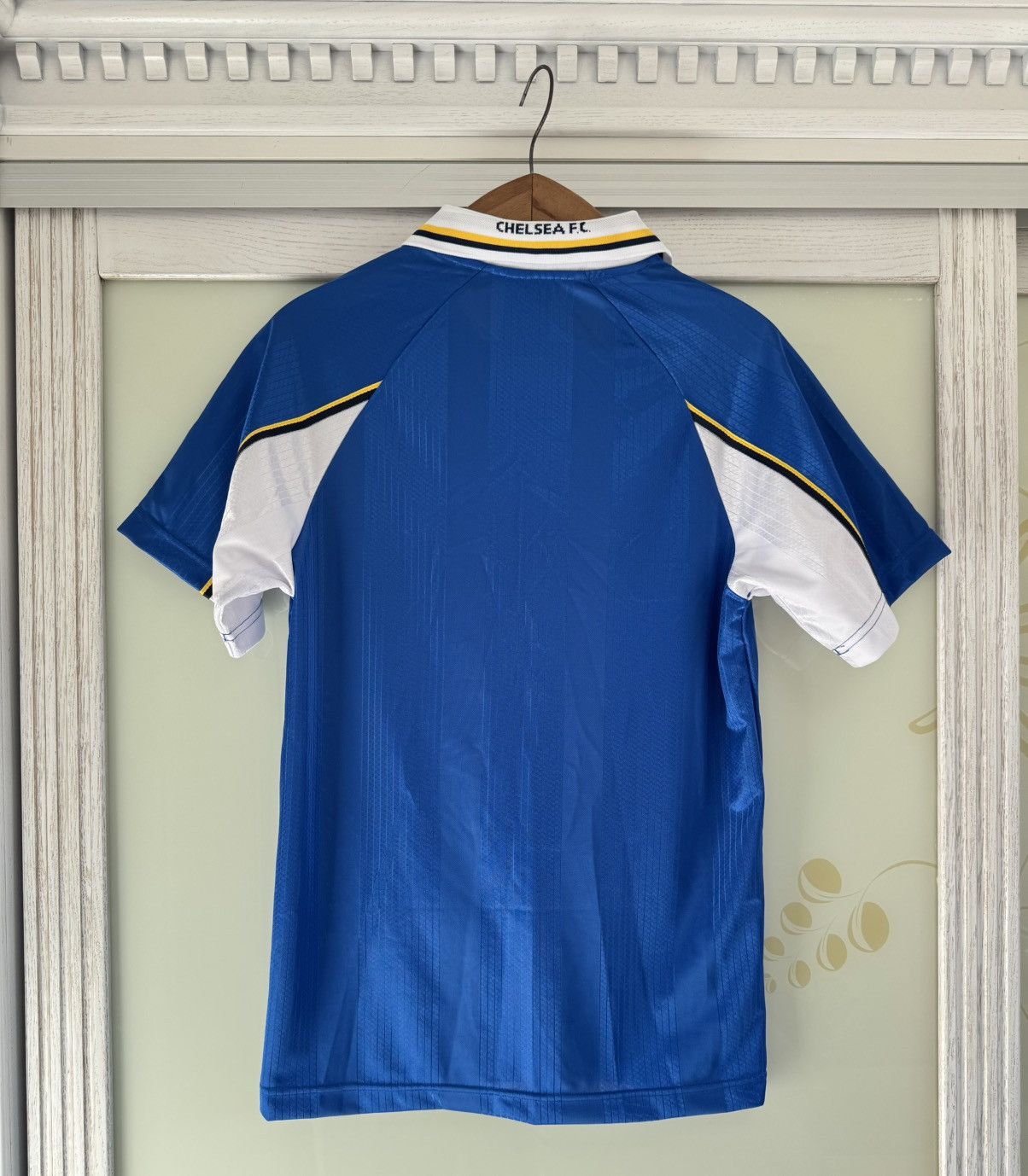 Umbro Vintage Chelsea 1997-1999 Score Draw Home Soccer Jersey Kit Size US S / EU 44-46 / 1 - 2 Thumbnail