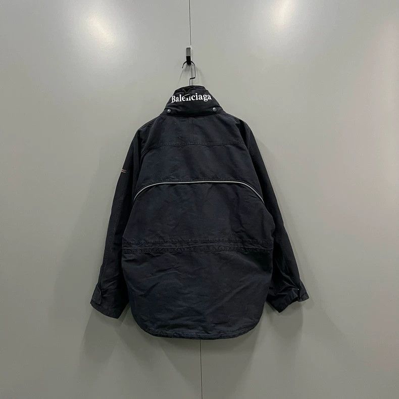 Balenciaga Balenciaga Black embroidered logo parka Size US S / EU 44-46 / 1 - 3 Thumbnail