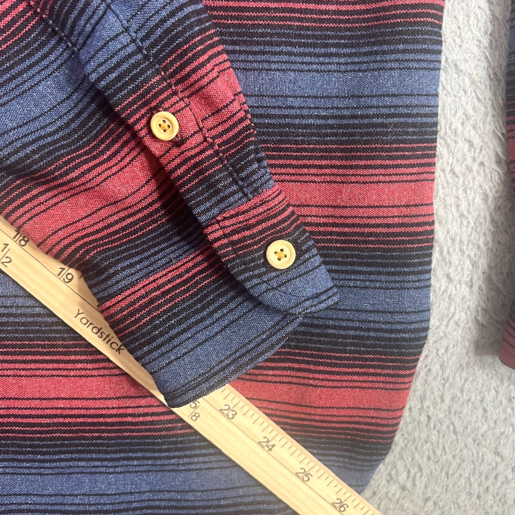 Vintage Coalatree USA Men's Long Sleeve Button Up Shirt - Red Blue Striped Woven Casual Business Travel // Size L Size US L / EU 52-54 / 3 - 7 Thumbnail