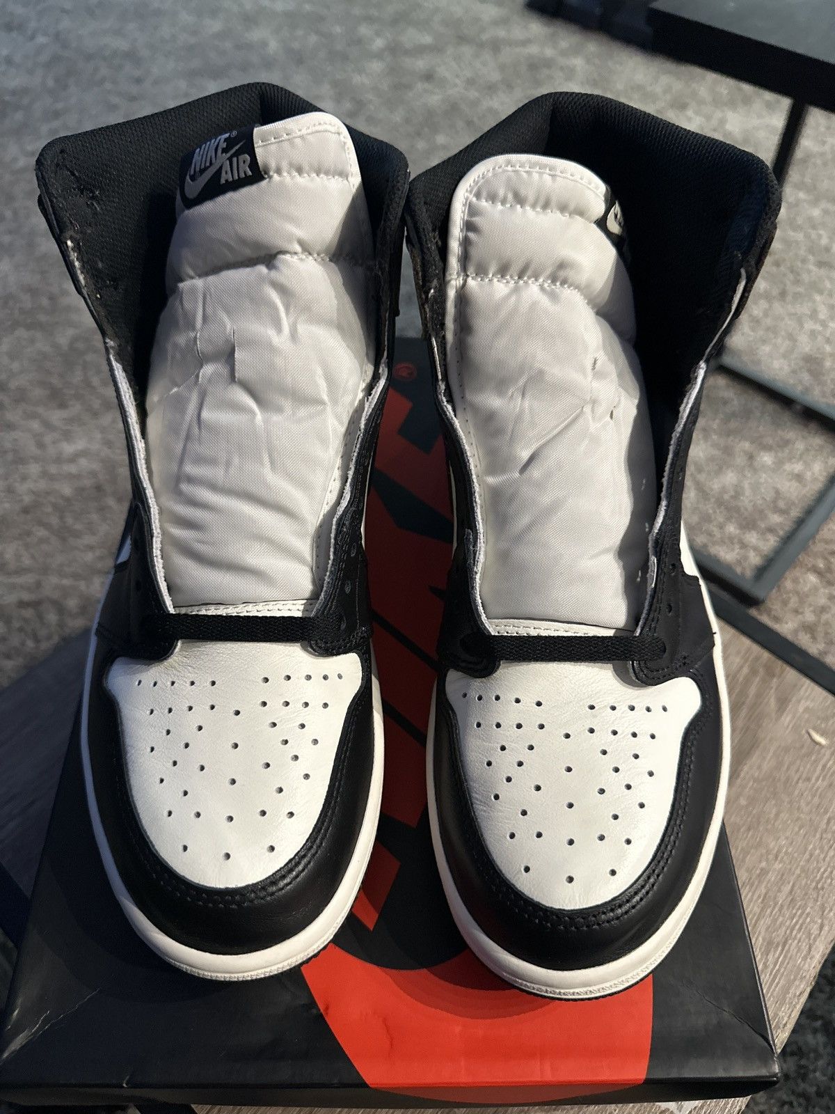 Jordan Brand Jordan 1 Mochas Size US 11 / EU 44 - 3 Thumbnail