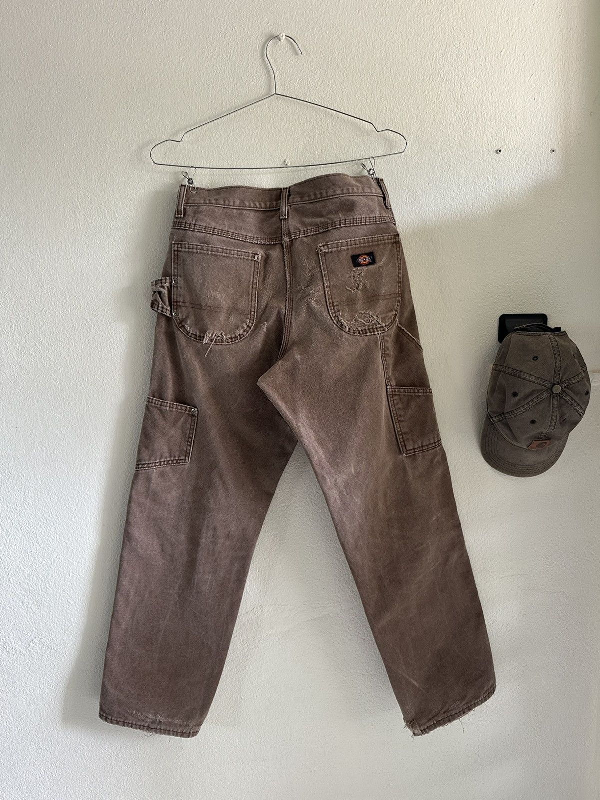 Dickies (31x30) Trashed Dickies Carpenter Pants Dark Brown Size US 31 - 2 Thumbnail