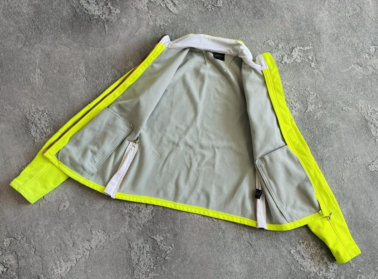 JET SET Women Green SoftShell Jacket Size 2 ( M ) Outdoor