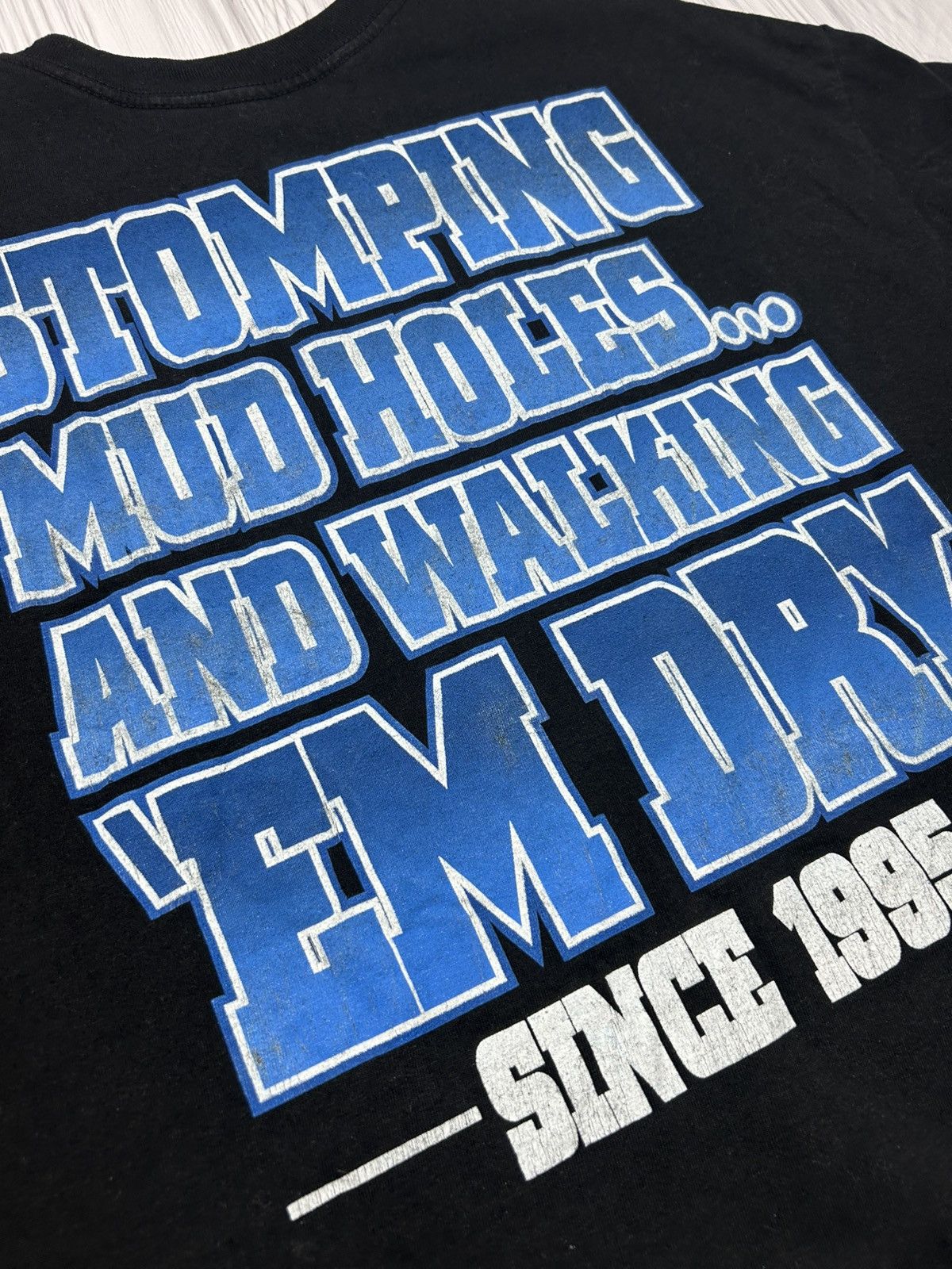 WWE Vintage Stone Cold Austin Stomping Mud Holes… WWE T-Shirt Size US XL / EU 56 / 4 - 14 Thumbnail