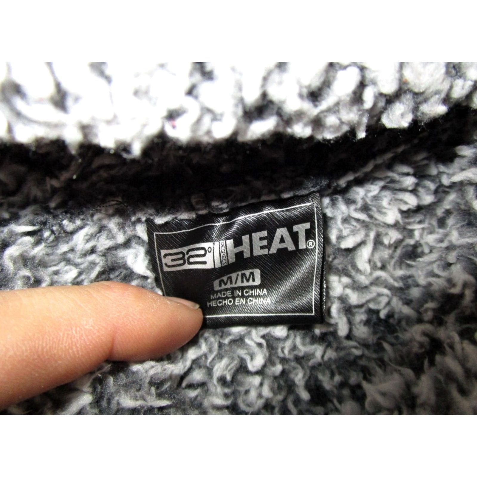 Vintage 32 Heat Women's Gray Sherpa Pullover Hoodie Size Medium Outdoor Pullover Sweatshirt Sweatshirt Hoodie Shirt Womens Outdoor 90s? Size M / US 6-8 / IT 42-44 - 2 Thumbnail